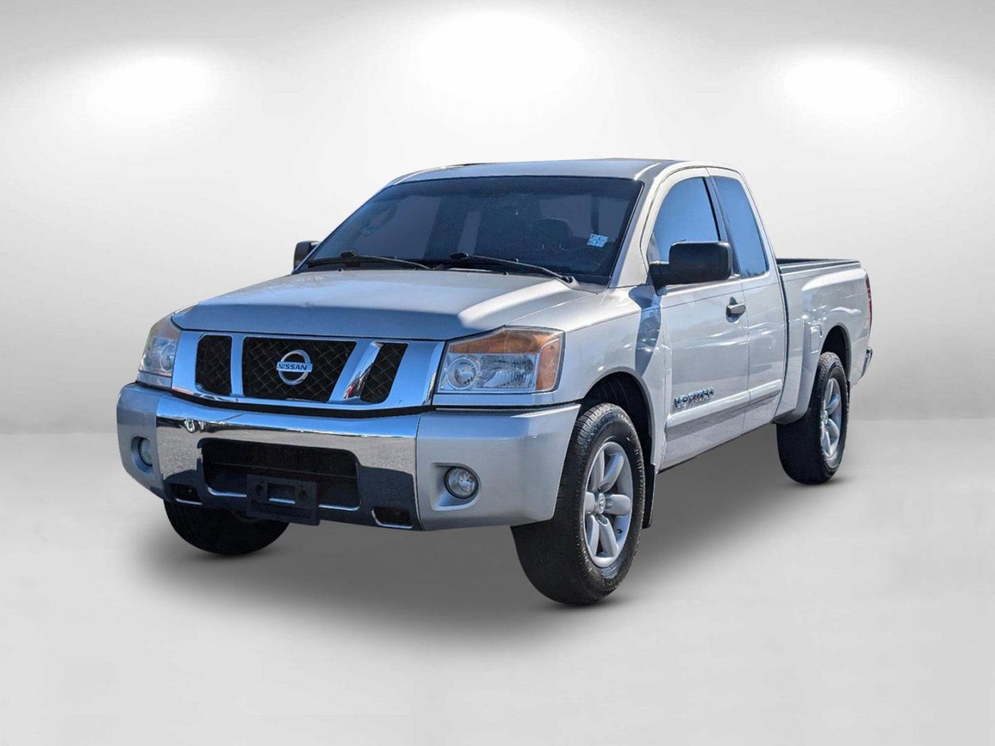 2010 Nissan Titan SE photo 4