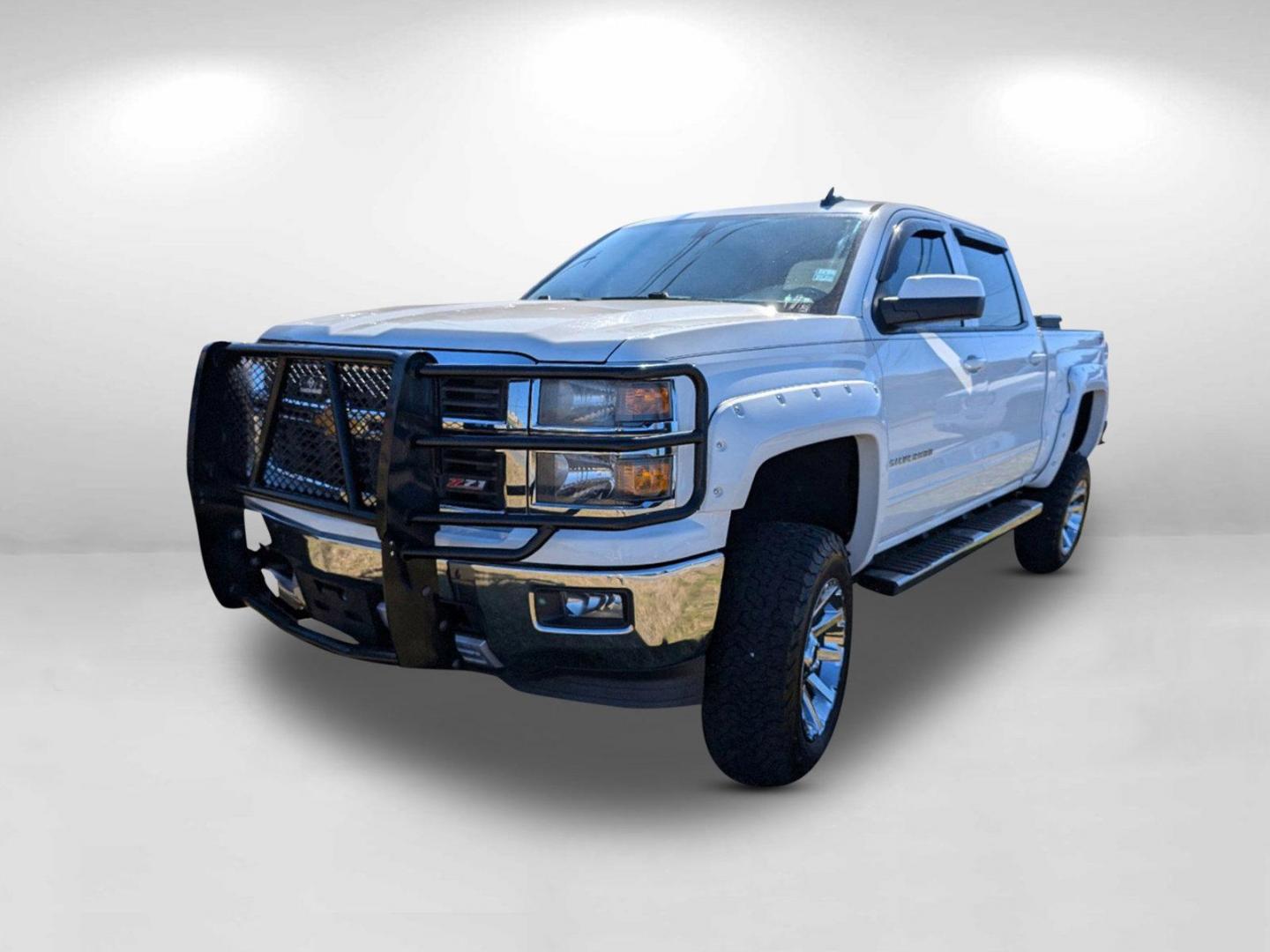 2015 Chevrolet Silverado 1500 LT photo 4