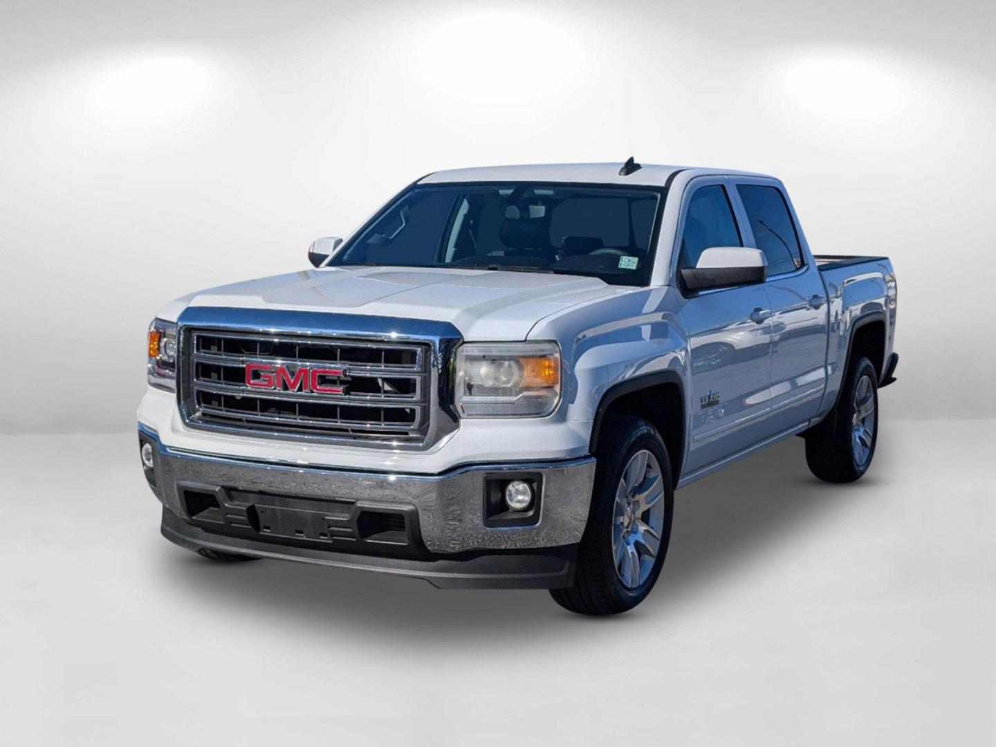 2015 GMC Sierra 1500 SLE photo 5