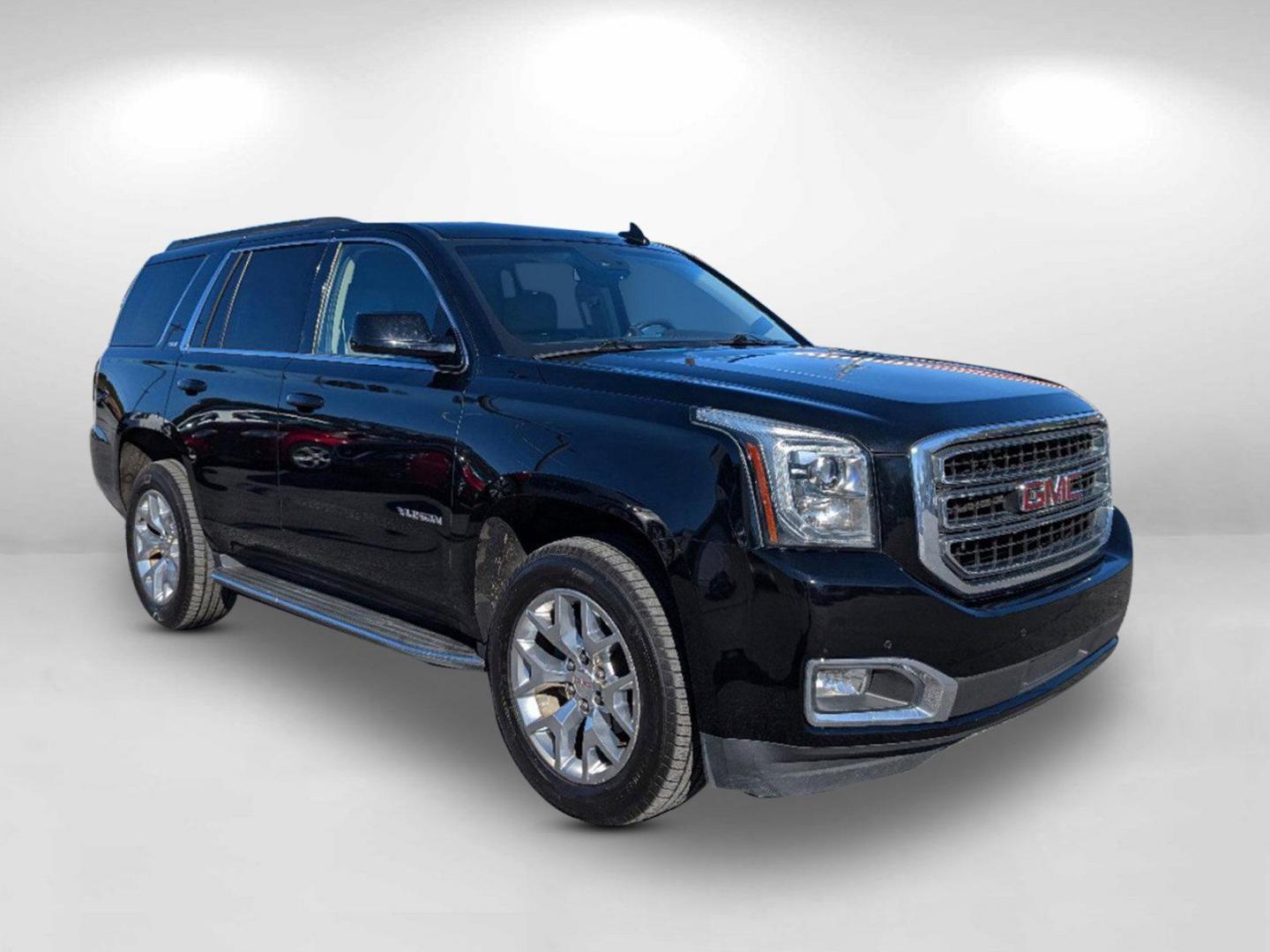 2016 GMC Yukon SLT photo 7