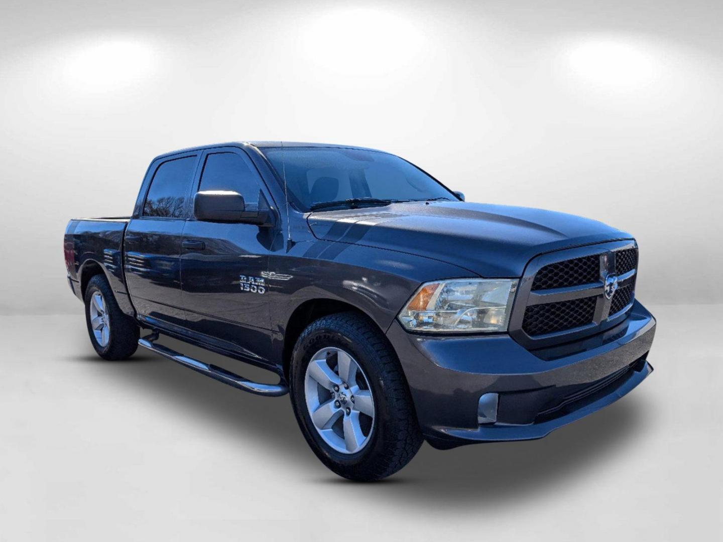 2016 RAM Ram 1500 Pickup Express photo 6