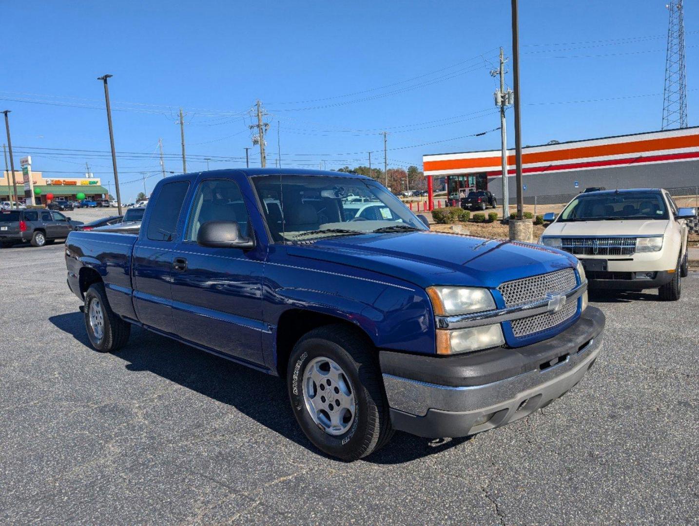 2003 /Tan Chevrolet Silverado 1500 LT (2GCEC19T631) with an Gas V8 5.3L/325 engine, 4-Speed Automatic w/OD transmission, located at 3959 U.S. 80 W, Phenix City, AL, 36870, (334) 297-4885, 32.469296, -85.135185 - 2003 Chevrolet Silverado 1500 LT - Photo#3