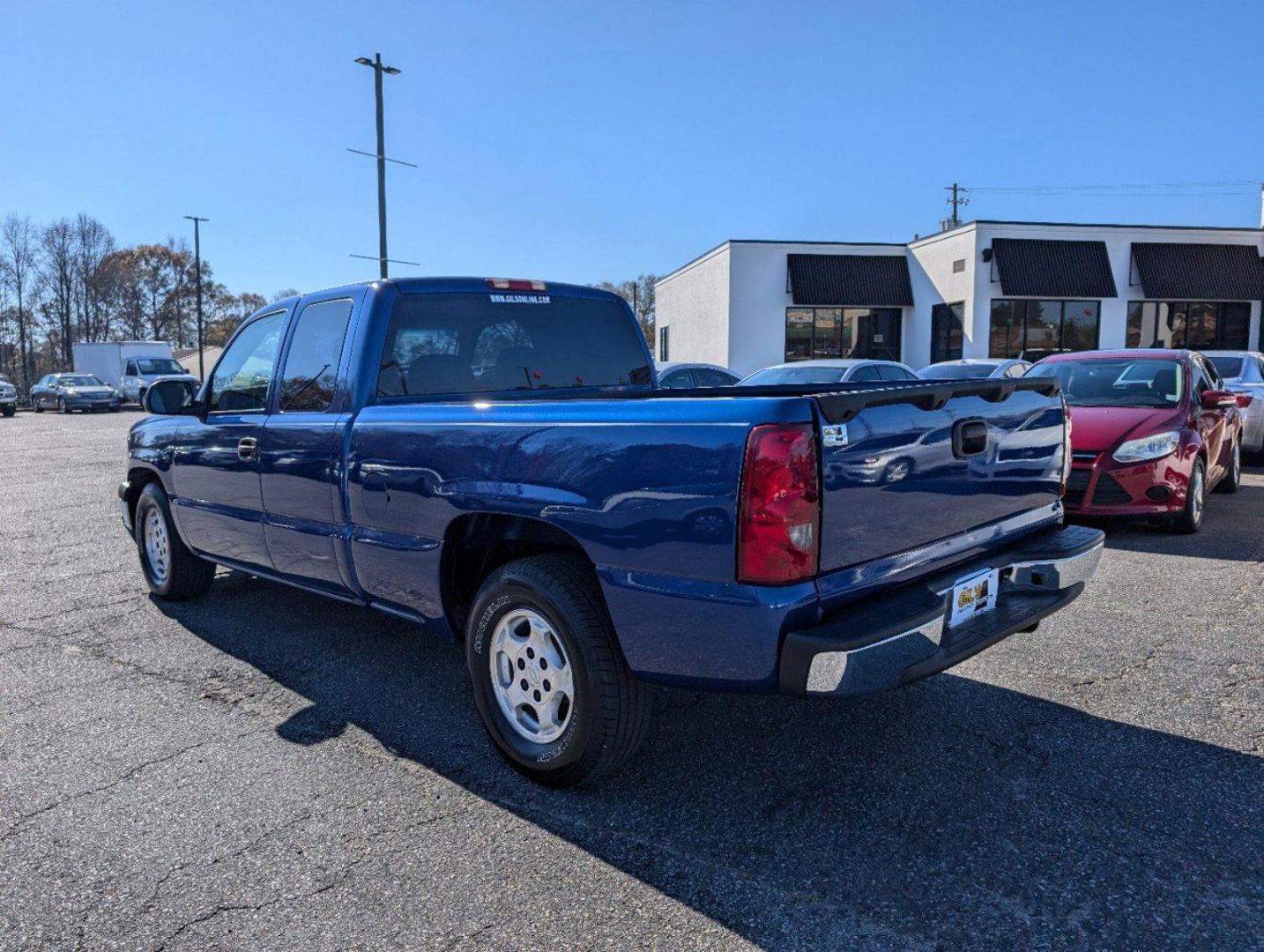 2003 /Tan Chevrolet Silverado 1500 LT (2GCEC19T631) with an Gas V8 5.3L/325 engine, 4-Speed Automatic w/OD transmission, located at 3959 U.S. 80 W, Phenix City, AL, 36870, (334) 297-4885, 32.469296, -85.135185 - 2003 Chevrolet Silverado 1500 LT - Photo#7