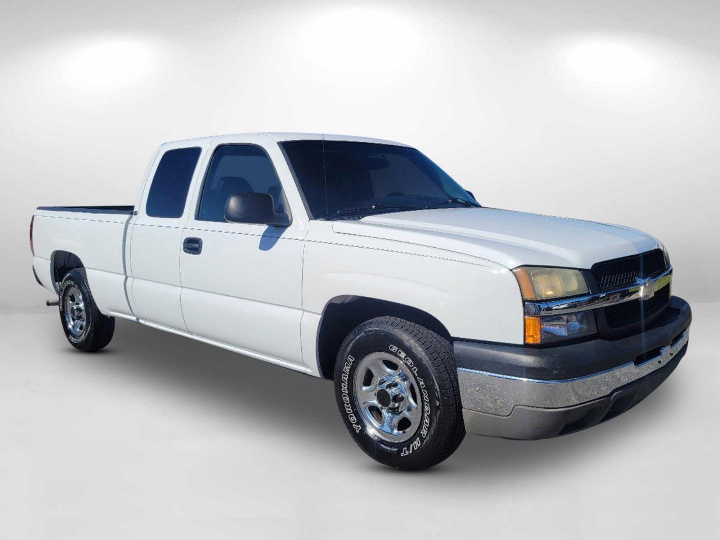 2003 Summit White /Dark Charcoal Chevrolet Silverado 1500 Work Truck (2GCEC19X531) with an Gas V6 4.3L/262 engine, 4-Speed Automatic w/OD transmission, located at 804 22nd Ave, Phenix City, AL, 36870, (334) 297-1860, 32.484749, -85.024475 - 2003 Chevrolet Silverado 1500 Work Truck - Photo#2