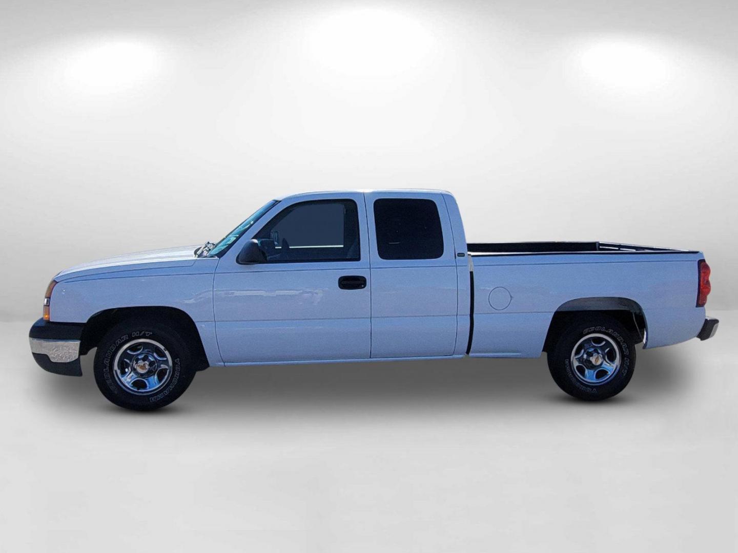 2003 Summit White /Dark Charcoal Chevrolet Silverado 1500 Work Truck (2GCEC19X531) with an Gas V6 4.3L/262 engine, 4-Speed Automatic w/OD transmission, located at 804 22nd Ave, Phenix City, AL, 36870, (334) 297-1860, 32.484749, -85.024475 - 2003 Chevrolet Silverado 1500 Work Truck - Photo#7