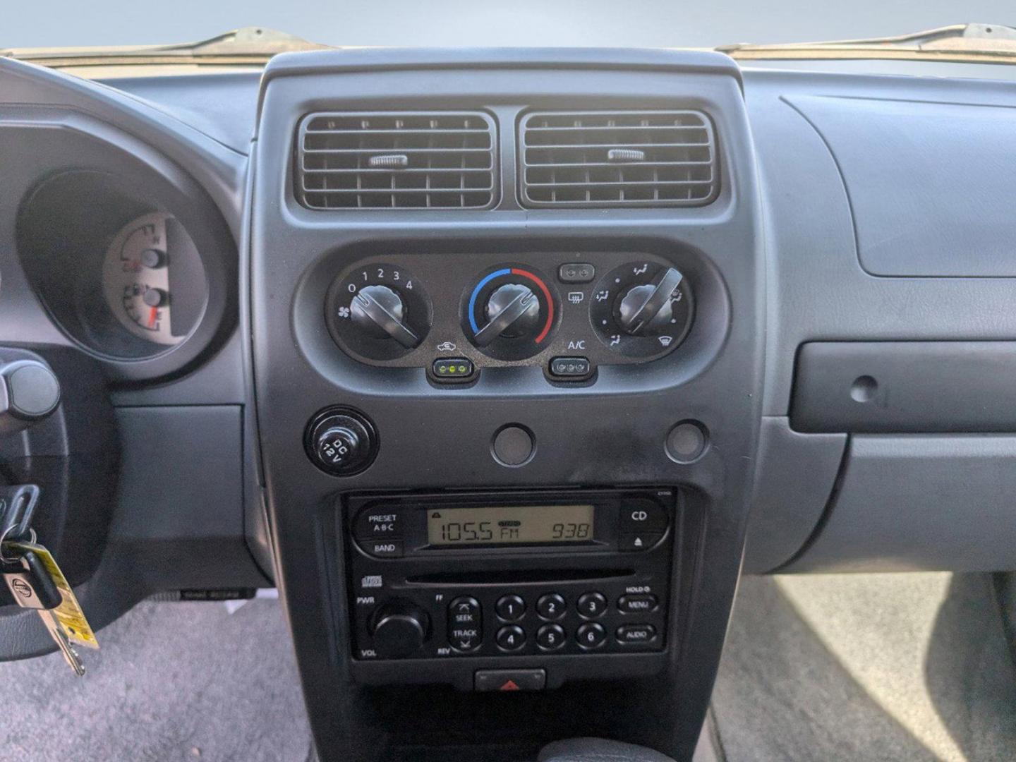 2004 Nissan Frontier 4WD (1N6ED29Y44C) with an Other engine, located at 3959 U.S. 80 W, Phenix City, AL, 36870, (334) 297-4885, 32.469296, -85.135185 - 2004 Nissan Frontier 4WD - Photo#15