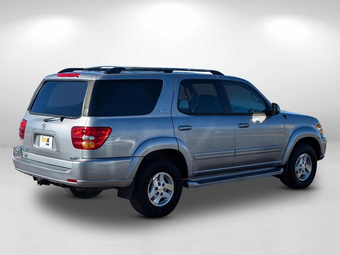 2004 Toyota Sequoia SR5 (5TDZT34A74S) with an Gas V8 4.7L/285 engine, 4-Speed Automatic w/OD transmission, located at 521 Old Farm Lane Rd, Prattville, AL, 36066, (334) 325-1505, 32.482460, -86.416367 - 2004 Toyota Sequoia SR5 - Photo#4