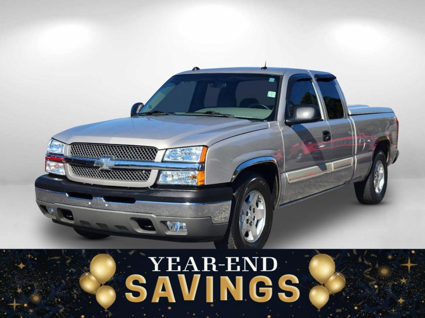 2005 Silver Birch Metallic /Medium Gray Chevrolet Silverado 1500 LT (2GCEC19T651) with an Gas V8 5.3L/325 engine, 4-Speed Automatic w/OD transmission, located at 7000 Northlake Connector, Columbus, GA, 31904, (706) 987-8085, 32.524975, -84.978134 - 2005 Chevrolet Silverado 1500 LT - Photo#0