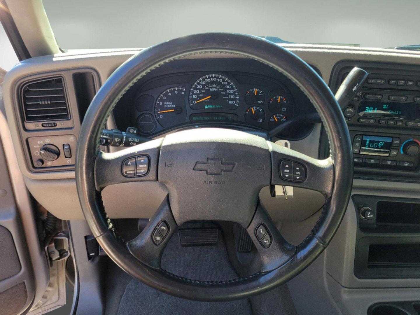 2005 Silver Birch Metallic /Medium Gray Chevrolet Silverado 1500 LT (2GCEC19T651) with an Gas V8 5.3L/325 engine, 4-Speed Automatic w/OD transmission, located at 7000 Northlake Connector, Columbus, GA, 31904, (706) 987-8085, 32.524975, -84.978134 - 2005 Chevrolet Silverado 1500 LT - Photo#13