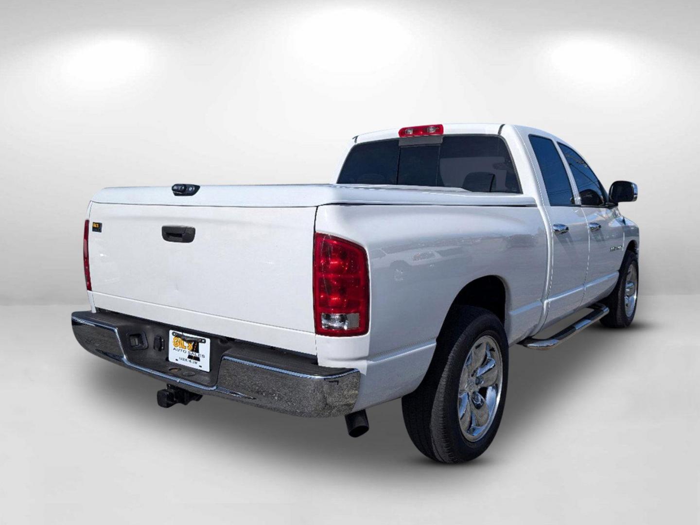 2005 Dodge Ram 1500 (1D7HA18D45S) with an Gas V8 5.7L/350 engine, located at 3959 U.S. 80 W, Phenix City, AL, 36870, (334) 297-4885, 32.469296, -85.135185 - 2005 Dodge Ram 1500 - Photo#7