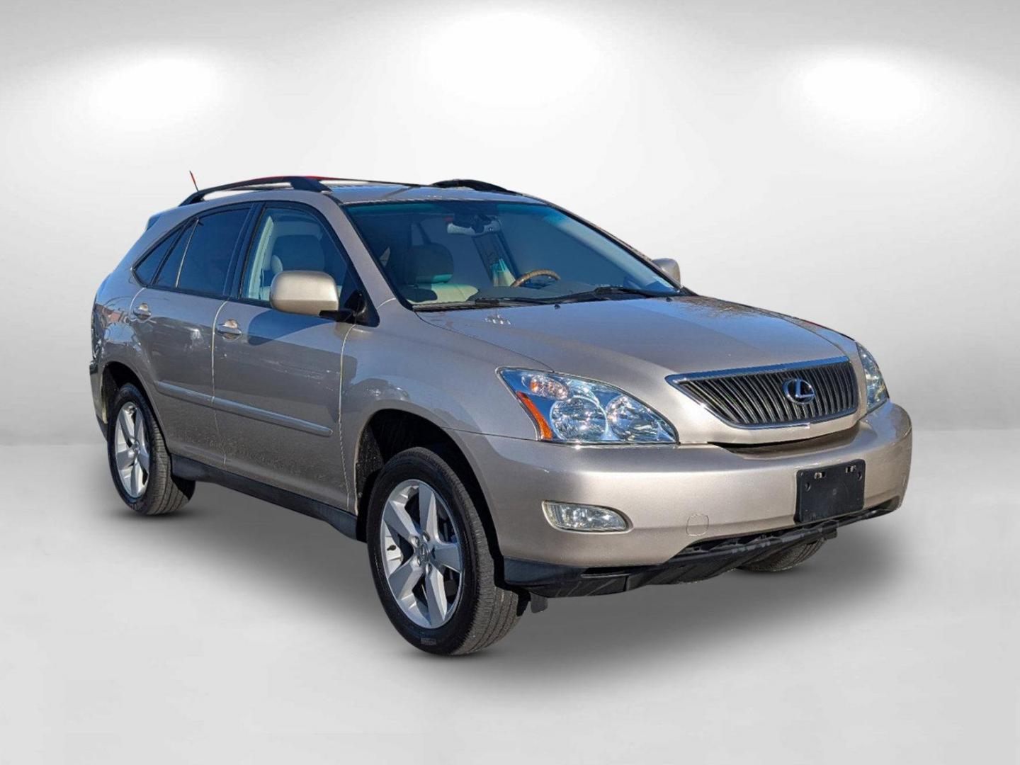 2005 Lexus RX 330 (2T2GA31U85C) with an Gas V6 3.3L/202 engine, 5-Speed Automatic w/OD transmission, located at 5115 14th Ave., Columbus, GA, 31904, (706) 323-0345, 32.511494, -84.971046 - 2005 Lexus RX 330 - Photo#2