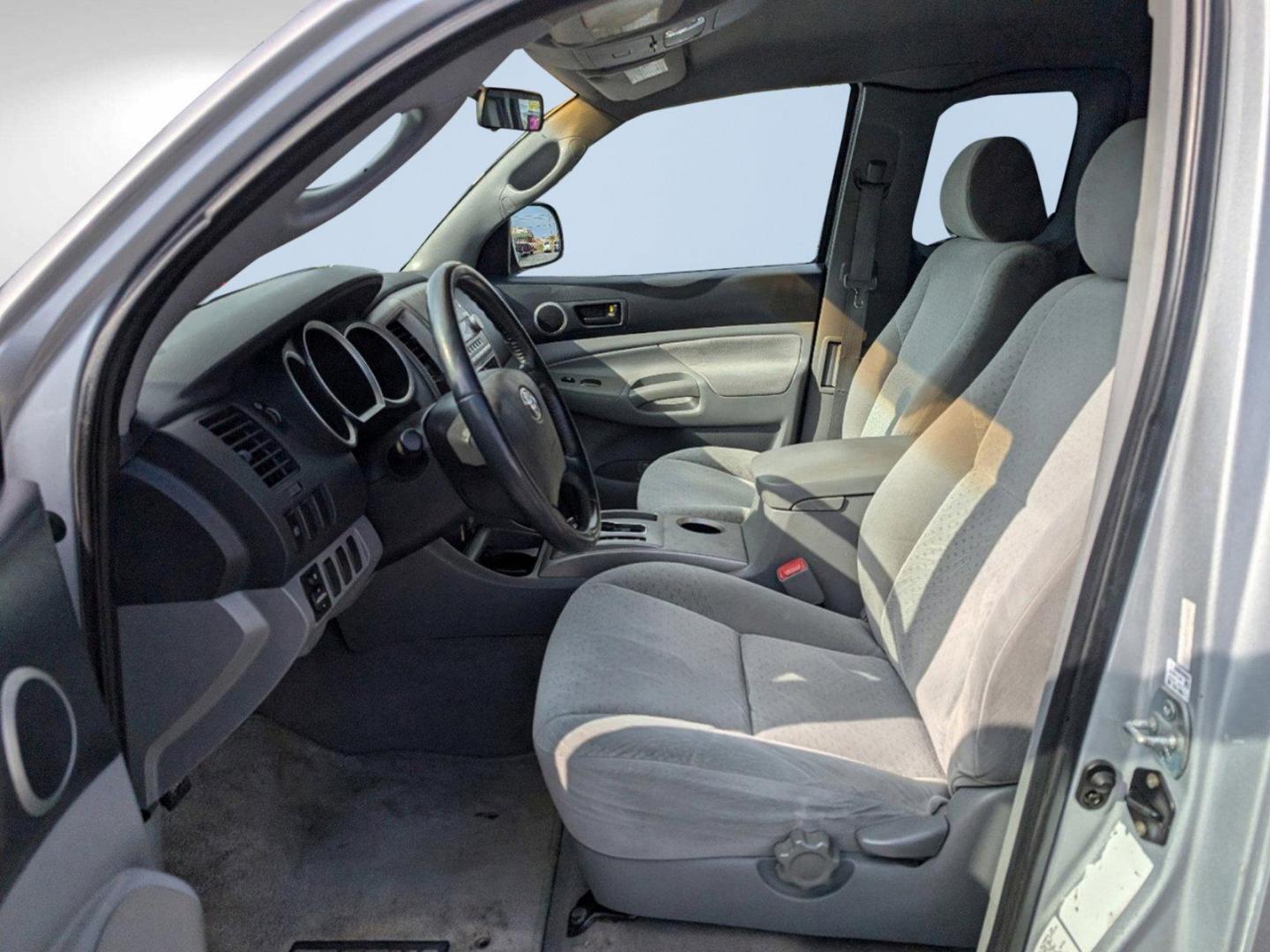 2005 Toyota Tacoma PreRunner (5TETU62N35Z) with an Gas V6 4.0L/241 engine, 5-Speed Automatic w/OD transmission, located at 7000 Northlake Connector, Columbus, GA, 31904, (706) 987-8085, 32.524975, -84.978134 - 2005 Toyota Tacoma PreRunner - Photo#9