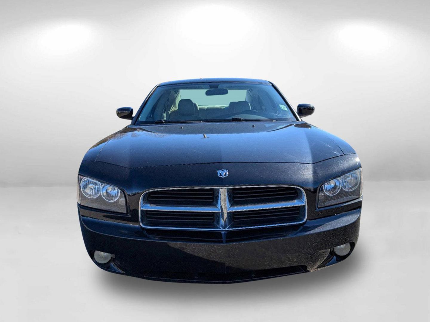 2006 Dodge Charger R/T (2B3LA53H76H) with an Gas V8 5.7L/345 engine, 5-Speed Automatic transmission, located at 5115 14th Ave., Columbus, GA, 31904, (706) 323-0345, 32.511494, -84.971046 - 2006 Dodge Charger R/T - Photo#1