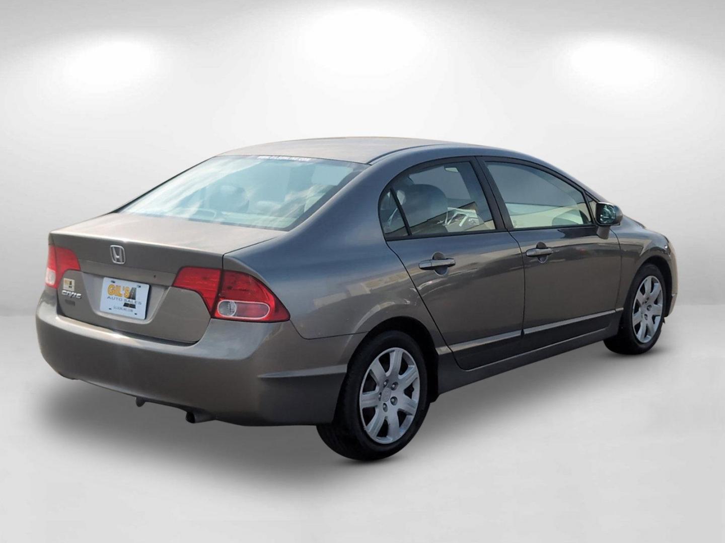 2006 Honda Civic Sdn LX (1HGFA16576L) with an Gas I4 1.8L/110 engine, 5-Speed Automatic transmission, located at 521 Old Farm Lane Rd, Prattville, AL, 36066, (334) 325-1505, 32.482460, -86.416367 - 2006 Honda Civic Sdn LX - Photo#4