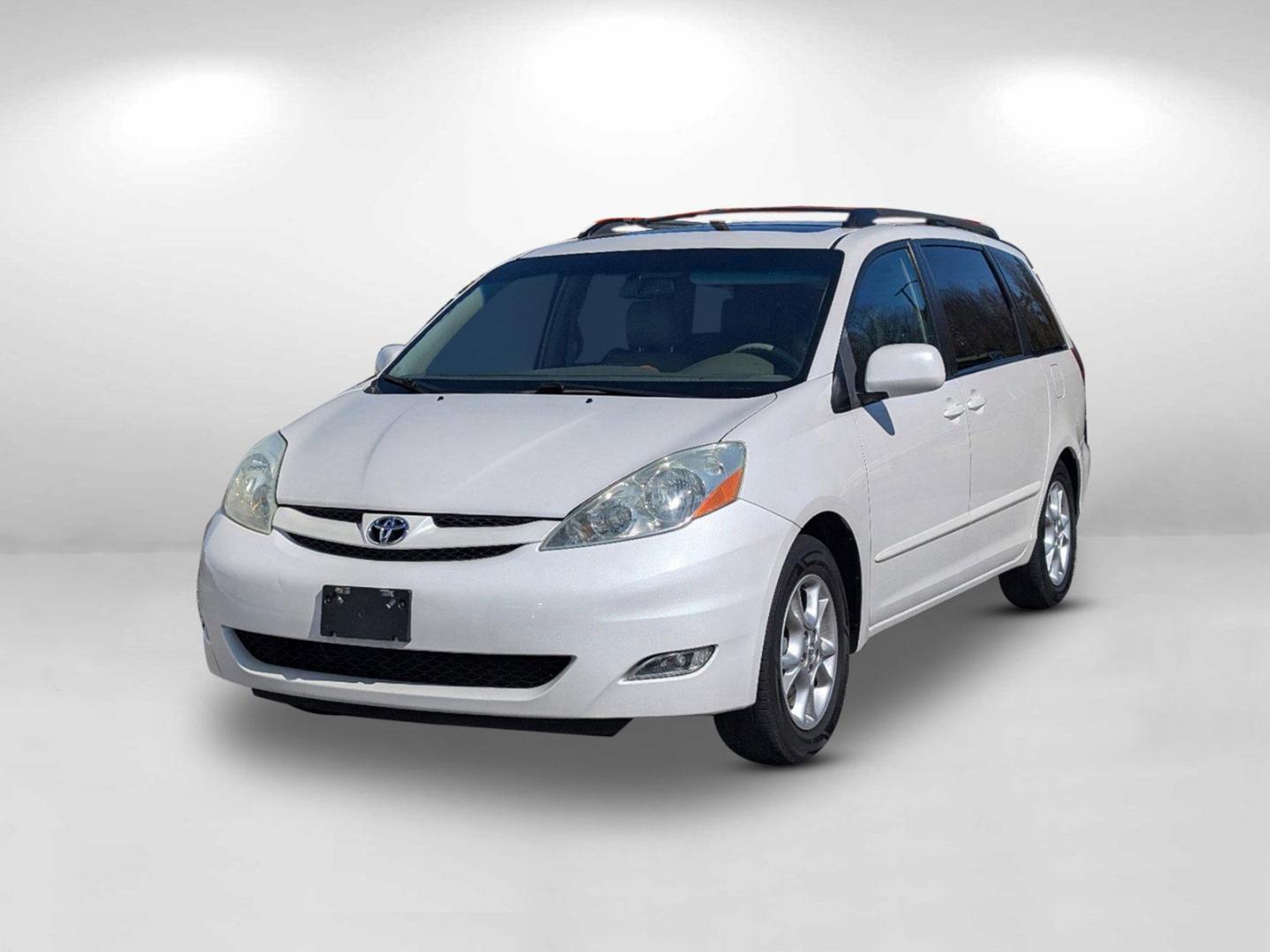 2006 Toyota Sienna (5TDZA22C46S) with an Gas V6 3.3L/201 engine, 5-Speed Automatic transmission, located at 3959 U.S. 80 W, Phenix City, AL, 36870, (334) 297-4885, 32.469296, -85.135185 - 2006 Toyota Sienna - Photo#1