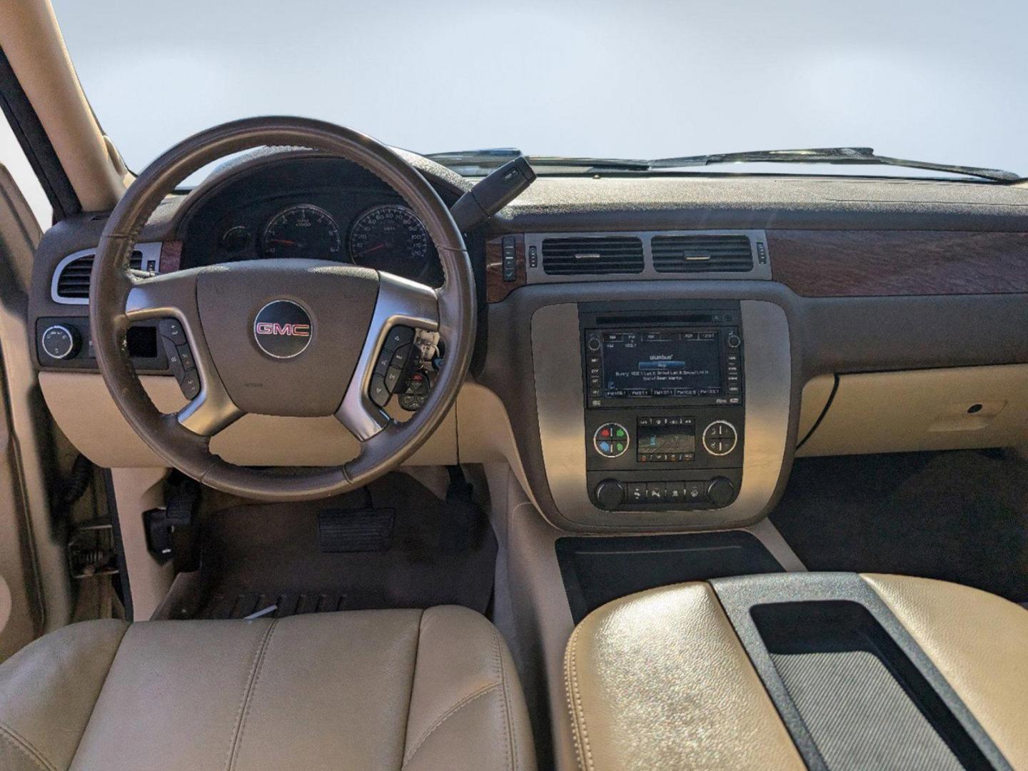 2007 /Light Tan GMC Yukon SLT (1GKFC13037R) with an Gas/Ethanol V8 5.3L/325 engine, 4-Speed Automatic w/OD transmission, located at 5115 14th Ave., Columbus, GA, 31904, (706) 323-0345, 32.511494, -84.971046 - 2007 GMC Yukon SLT - Photo#12