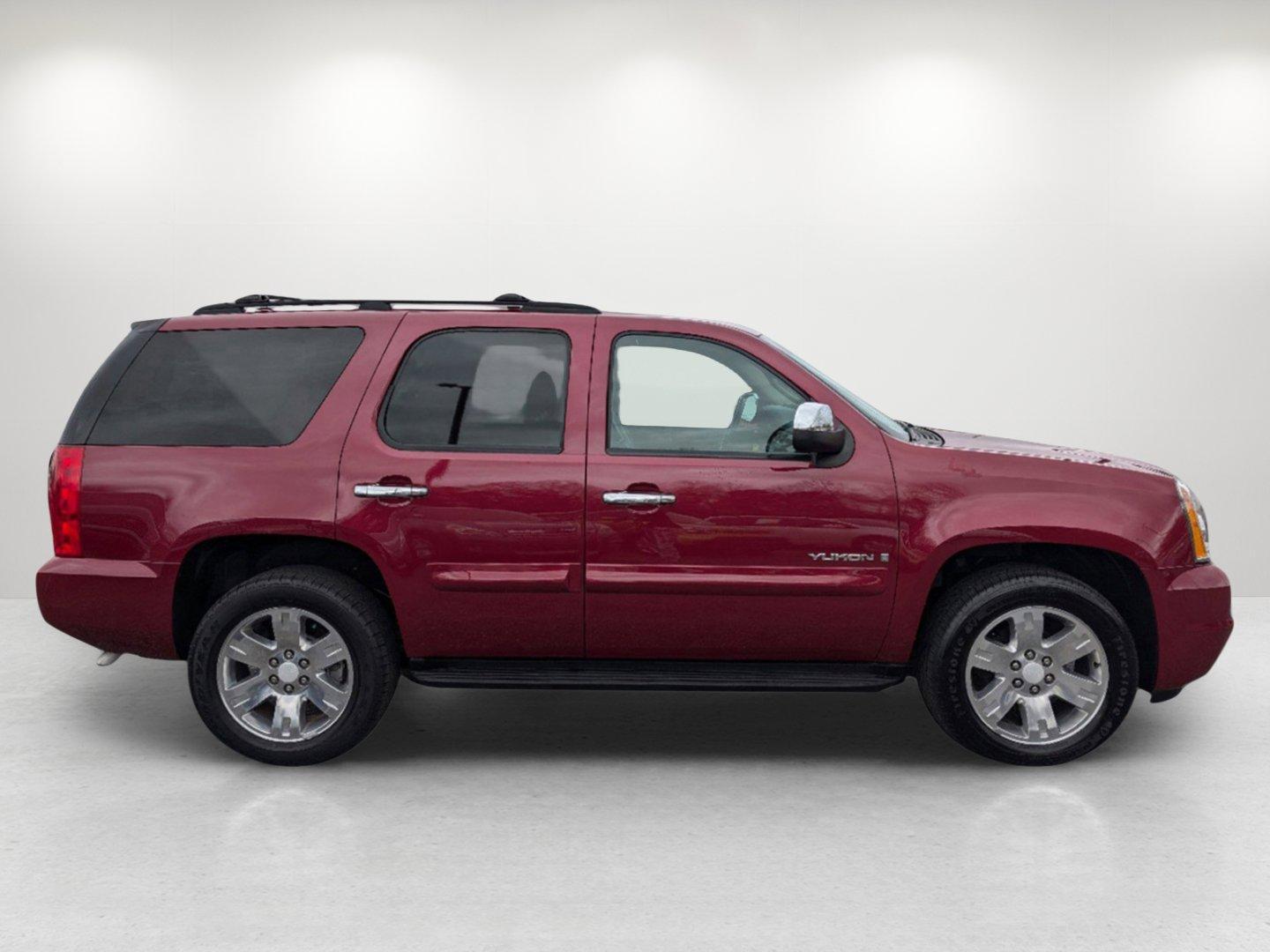 2007 /Ebony GMC Yukon SLE (1GKFC13J07R) with an Gas V8 5.3L/325 engine, 4-Speed Automatic w/OD transmission, located at 5115 14th Ave., Columbus, GA, 31904, (706) 323-0345, 32.511494, -84.971046 - 2007 GMC Yukon SLE - Photo#3