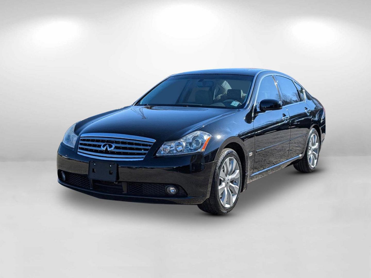 2007 INFINITI M35 (JNKAY01E17M) with an Gas V6 3.5L/214 engine, 5-Speed Automatic transmission, located at 1430 Gateway Drive, Opelika, AL, 36801, (334) 239-0944, 32.637871, -85.409790 - 2007 INFINITI M35 - Photo#4