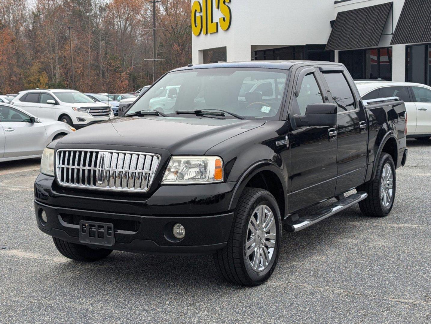 2007 Lincoln Mark LT (5LTPW18547F) with an Gas V8 5.4L/330 engine, 4-Speed Automatic w/OD transmission, located at 804 22nd Ave, Phenix City, AL, 36870, (334) 297-1860, 32.484749, -85.024475 - 2007 Lincoln Mark LT - Photo#1