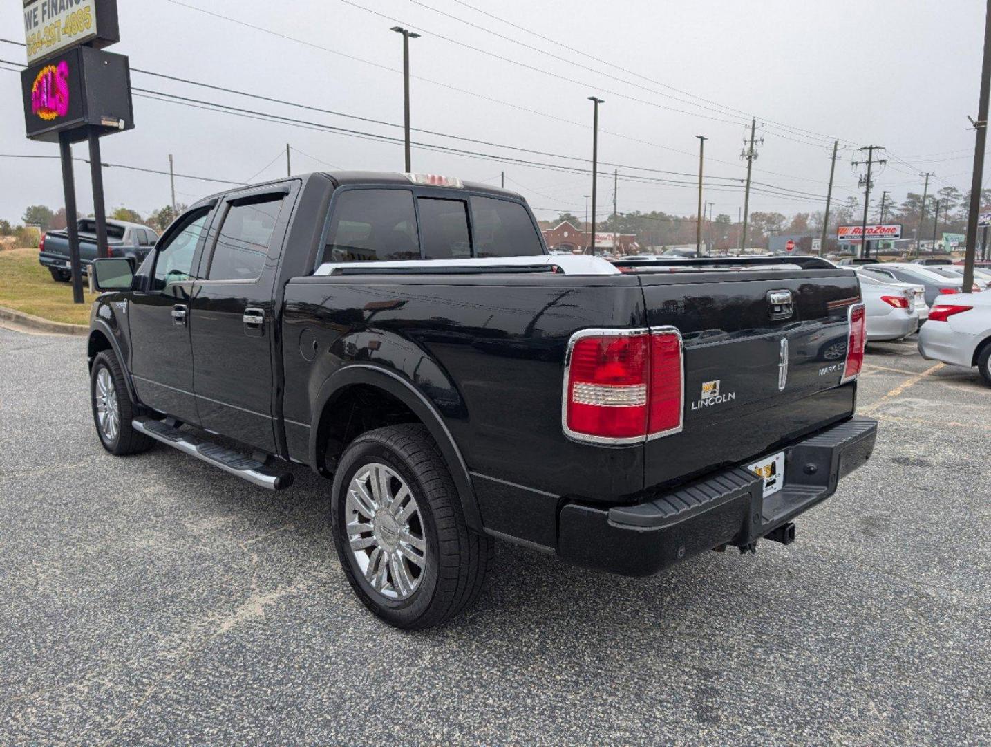 2007 Lincoln Mark LT (5LTPW18547F) with an Gas V8 5.4L/330 engine, 4-Speed Automatic w/OD transmission, located at 804 22nd Ave, Phenix City, AL, 36870, (334) 297-1860, 32.484749, -85.024475 - 2007 Lincoln Mark LT - Photo#7