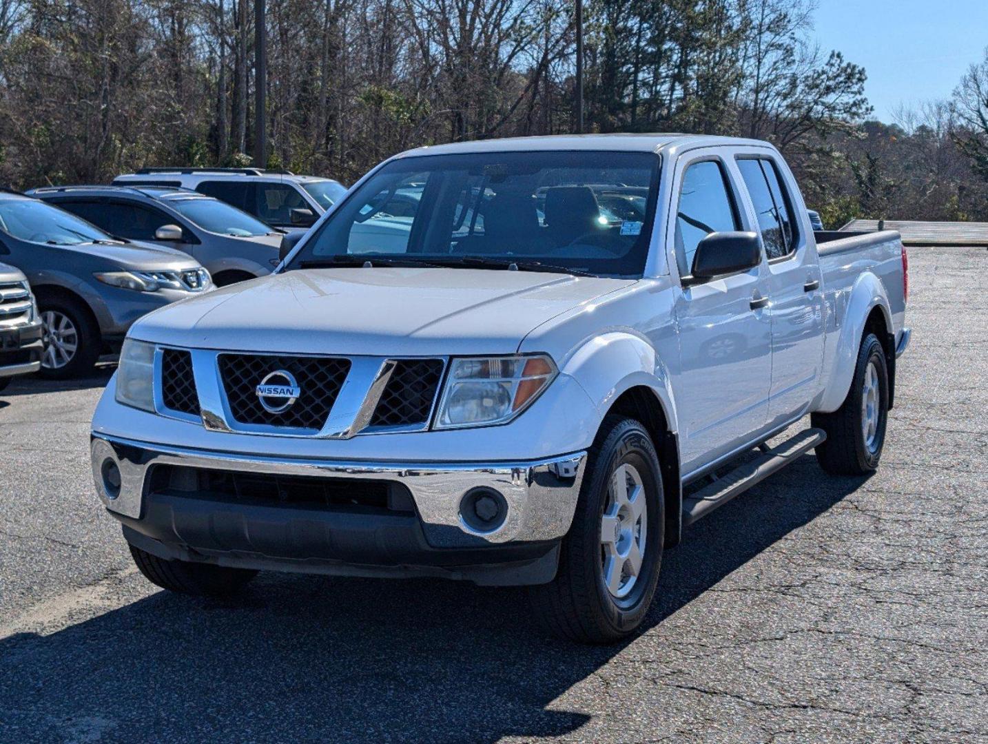 2007 Nissan Frontier (1N6AD09W57C) with an Gas V6 4.0L/241 engine, located at 3959 U.S. 80 W, Phenix City, AL, 36870, (334) 297-4885, 32.469296, -85.135185 - 2007 Nissan Frontier - Photo#1