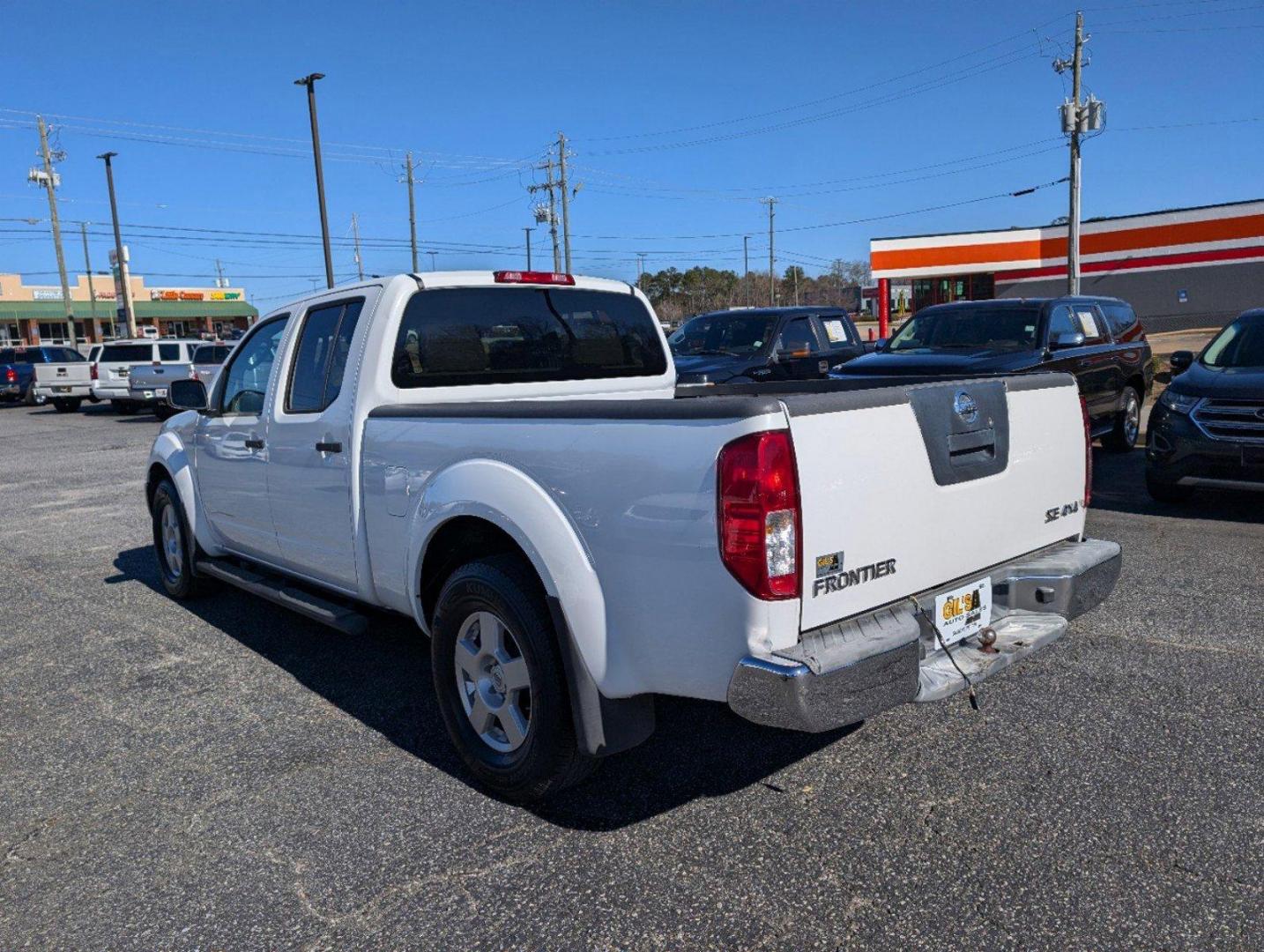 2007 Nissan Frontier (1N6AD09W57C) with an Gas V6 4.0L/241 engine, located at 3959 U.S. 80 W, Phenix City, AL, 36870, (334) 297-4885, 32.469296, -85.135185 - 2007 Nissan Frontier - Photo#7