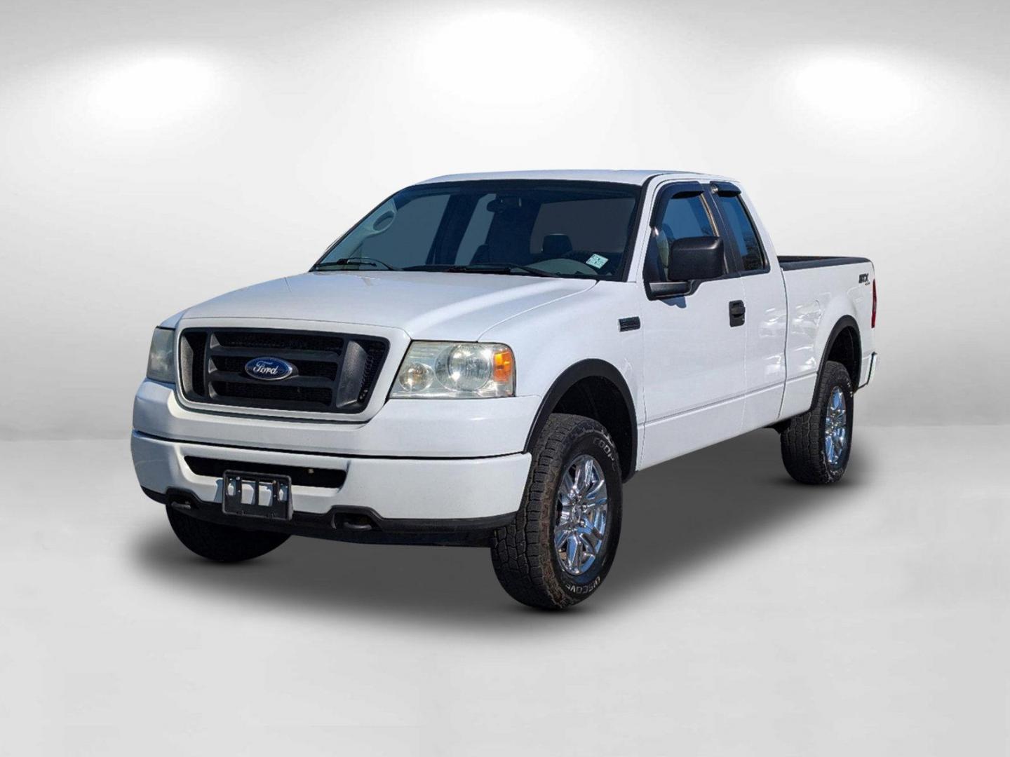 2008 Ford F-150 STX (1FTRX14WX8F) with an Gas V8 4.6L/281 engine, 4-Speed Automatic w/OD transmission, located at 3959 U.S. 80 W, Phenix City, AL, 36870, (334) 297-4885, 32.469296, -85.135185 - 2008 Ford F-150 STX - Photo#3