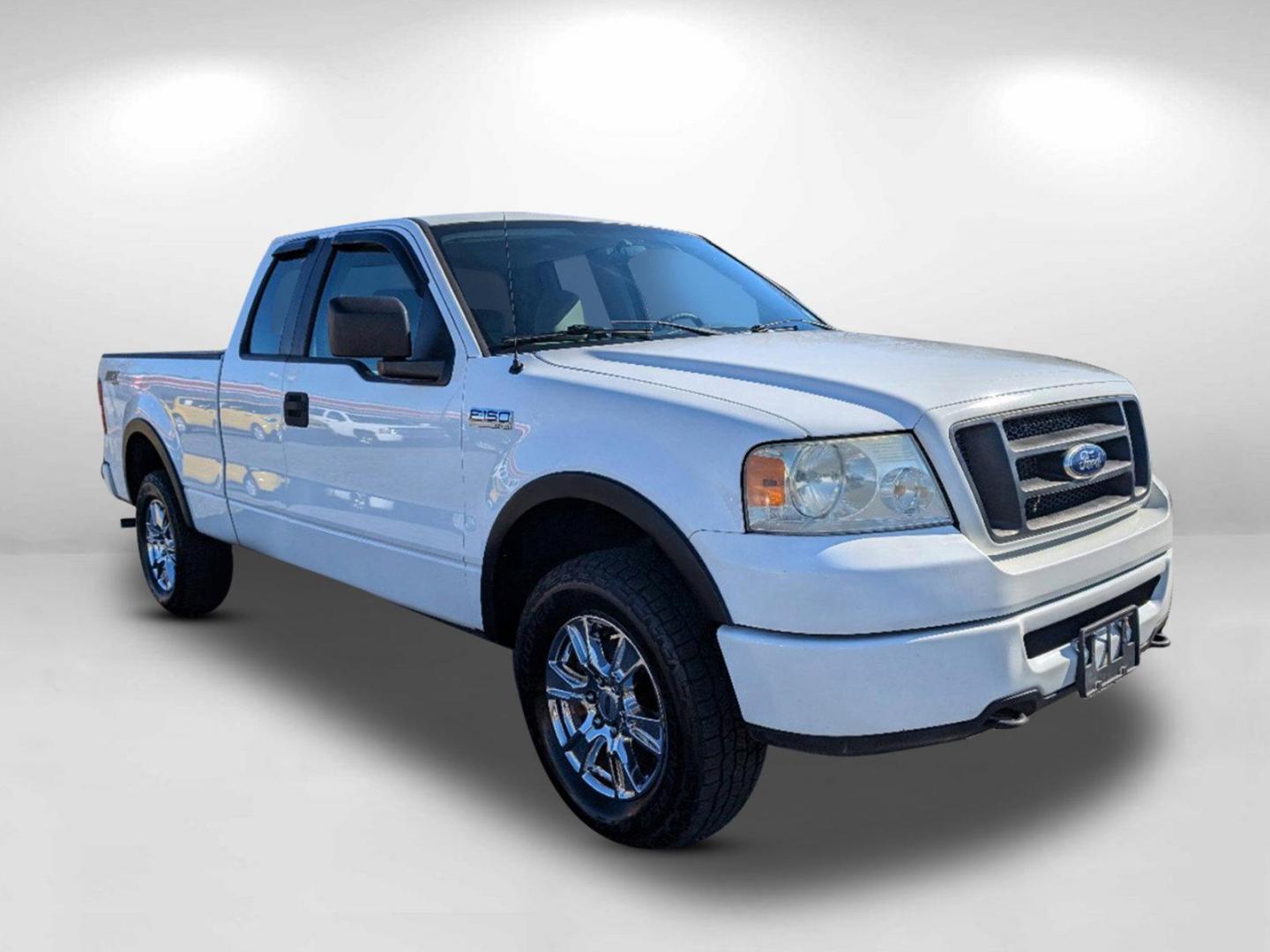 2008 Ford F-150 STX (1FTRX14WX8F) with an Gas V8 4.6L/281 engine, 4-Speed Automatic w/OD transmission, located at 3959 U.S. 80 W, Phenix City, AL, 36870, (334) 297-4885, 32.469296, -85.135185 - 2008 Ford F-150 STX - Photo#5