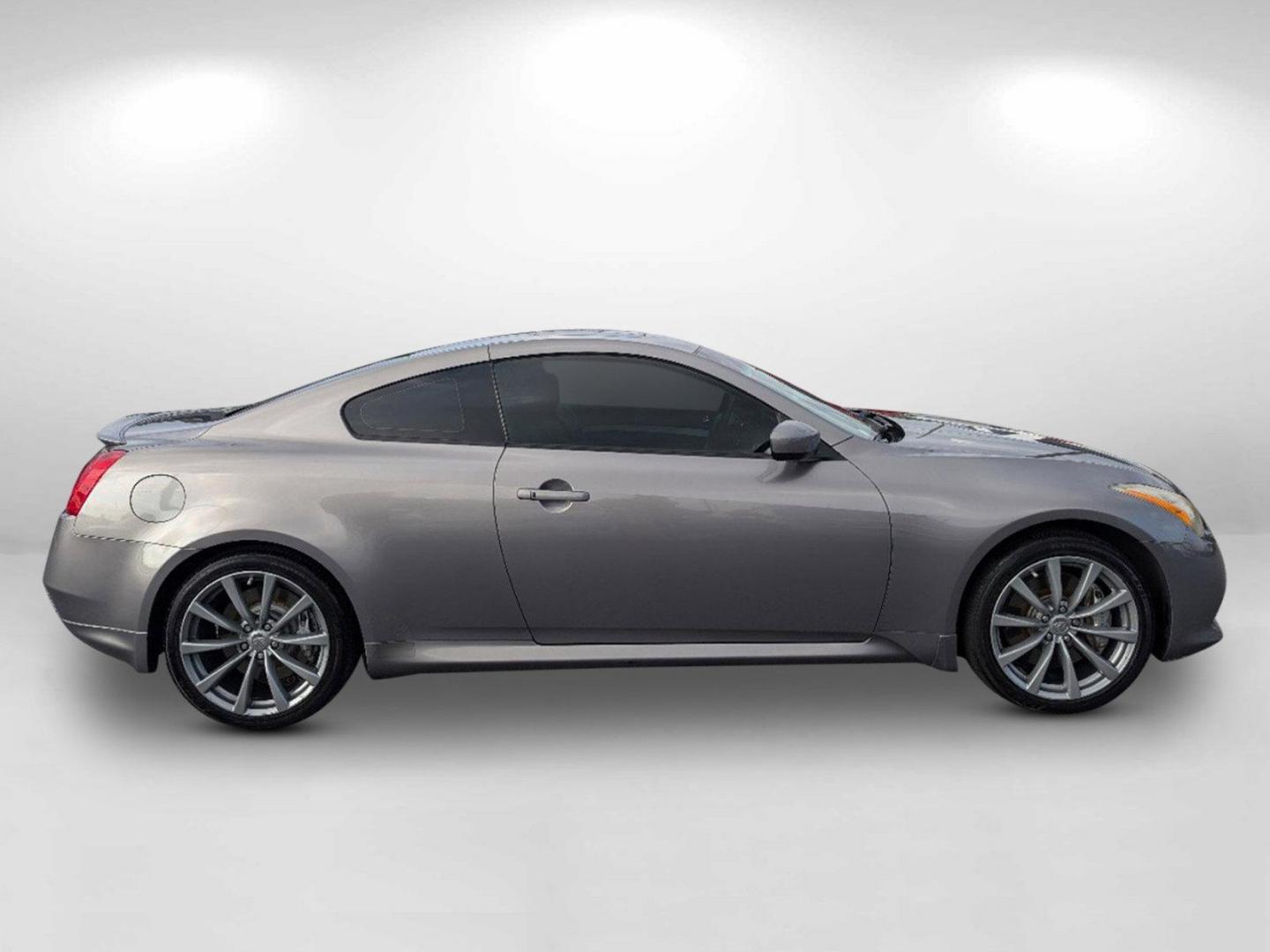 2008 INFINITI G37 Coupe (JNKCV64E78M) with an Gas V6 3.7L/225 engine, located at 3959 U.S. 80 W, Phenix City, AL, 36870, (334) 297-4885, 32.469296, -85.135185 - 2008 INFINITI G37 Coupe - Photo#3