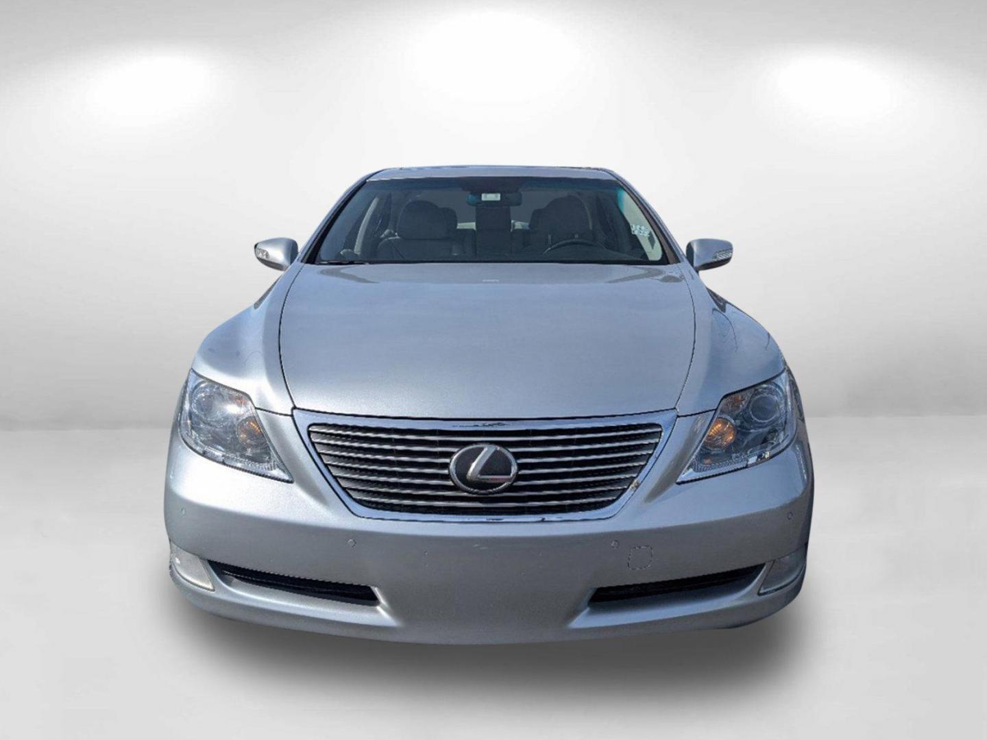 2008 Lexus LS 460 (JTHBL46F585) with an Gas V8 4.6L/281 engine, 8-Speed Automatic w/OD transmission, located at 3959 U.S. 80 W, Phenix City, AL, 36870, (334) 297-4885, 32.469296, -85.135185 - 2008 Lexus LS 460 - Photo#4