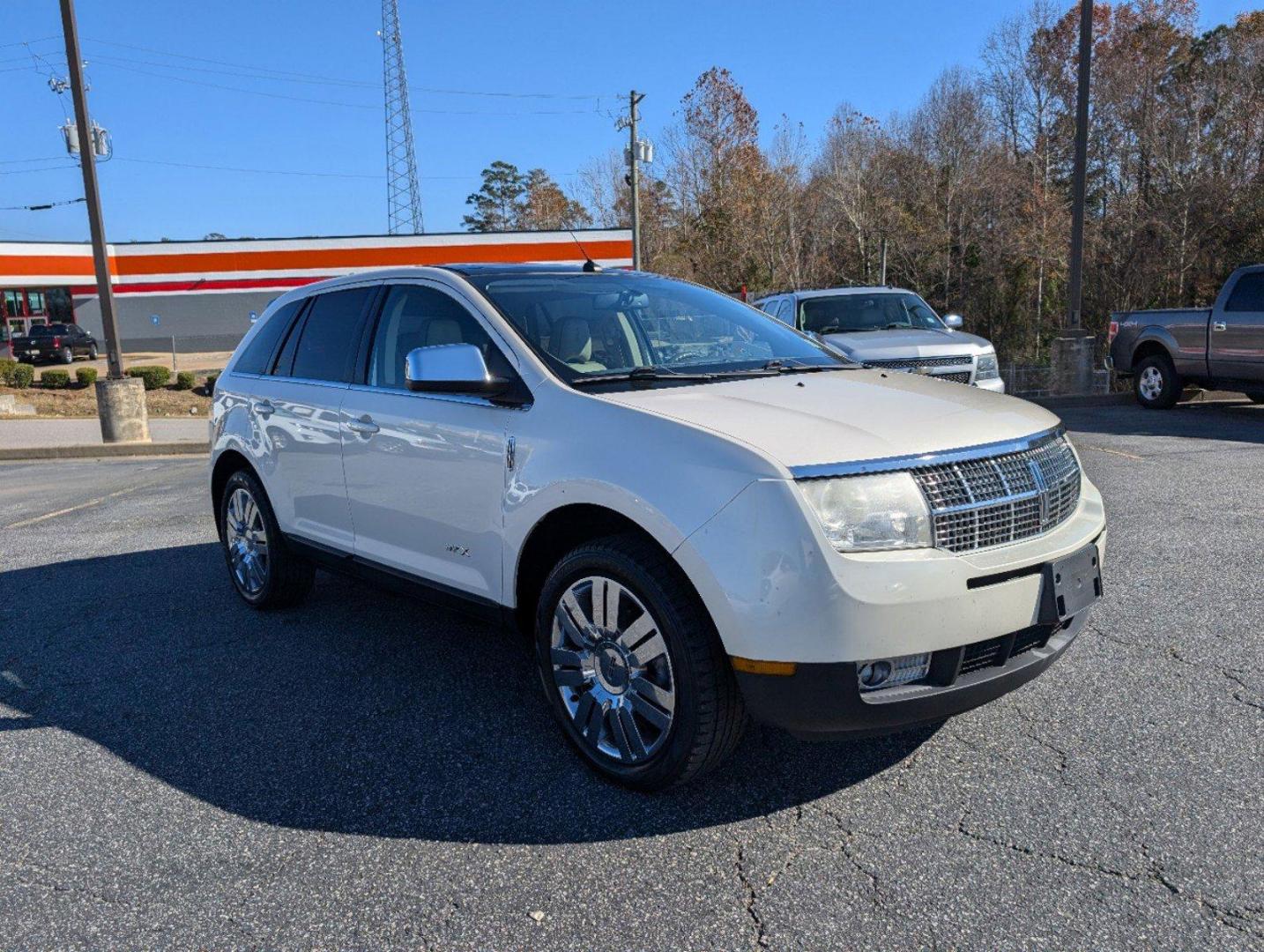 2008 Lincoln MKX (2LMDU68C38B) with an Gas V6 3.5L/213 engine, 6-Speed Automatic w/OD transmission, located at 3959 U.S. 80 W, Phenix City, AL, 36870, (334) 297-4885, 32.469296, -85.135185 - 2008 Lincoln MKX - Photo#2