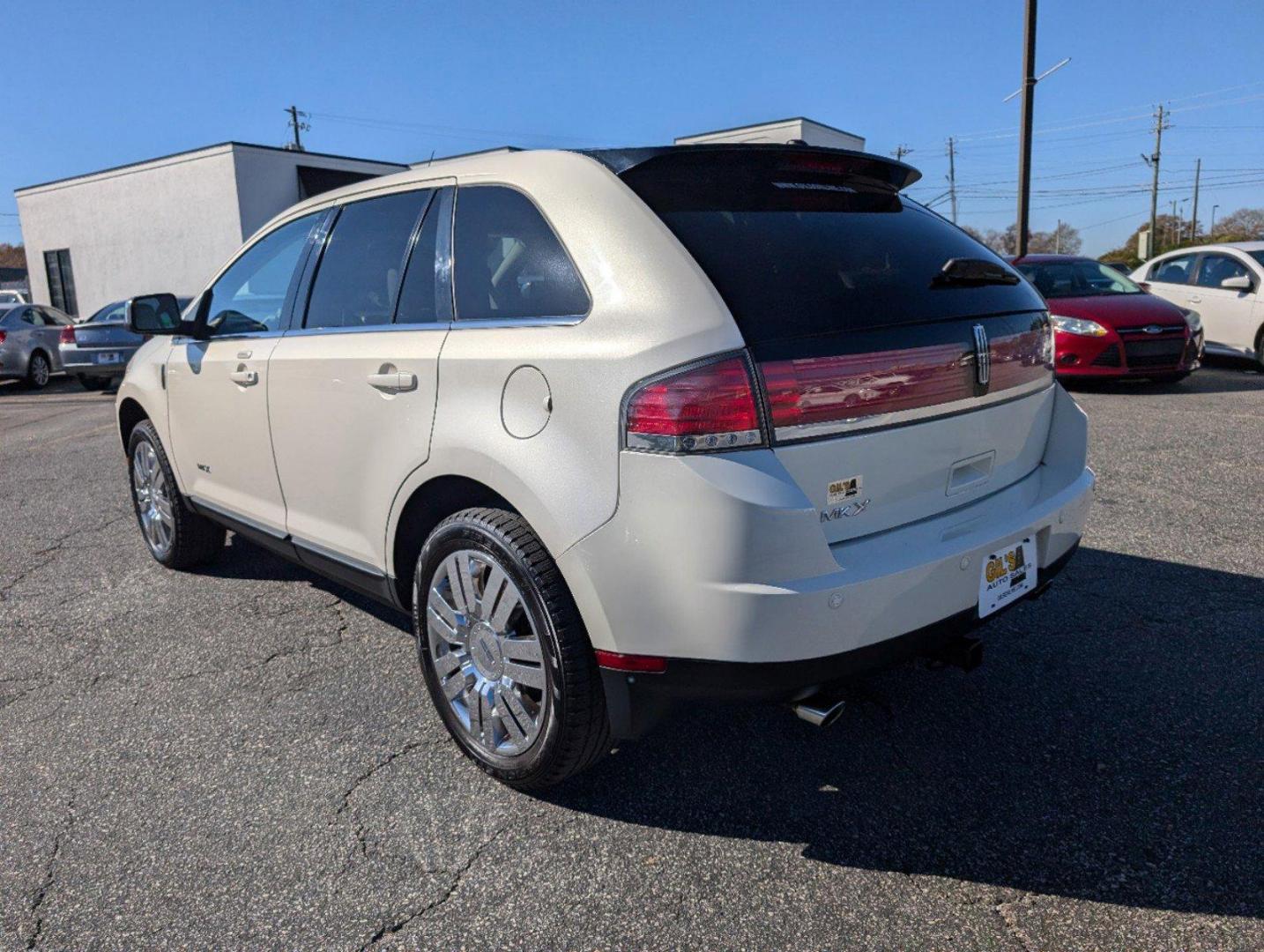 2008 Lincoln MKX (2LMDU68C38B) with an Gas V6 3.5L/213 engine, 6-Speed Automatic w/OD transmission, located at 3959 U.S. 80 W, Phenix City, AL, 36870, (334) 297-4885, 32.469296, -85.135185 - 2008 Lincoln MKX - Photo#6