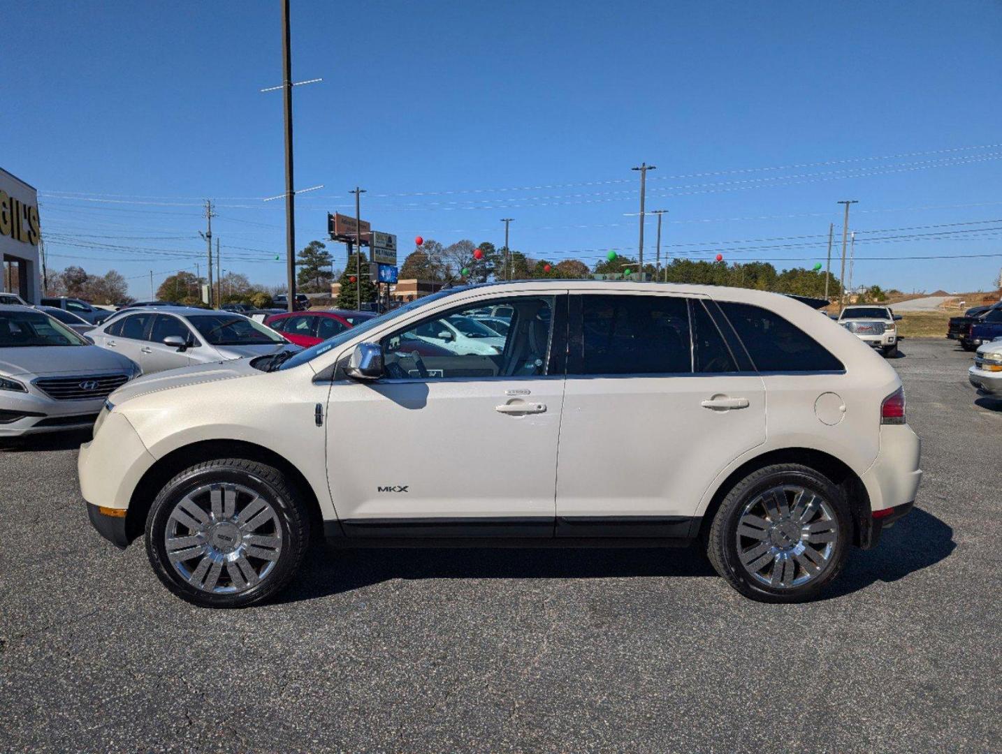 2008 Lincoln MKX (2LMDU68C38B) with an Gas V6 3.5L/213 engine, 6-Speed Automatic w/OD transmission, located at 3959 U.S. 80 W, Phenix City, AL, 36870, (334) 297-4885, 32.469296, -85.135185 - 2008 Lincoln MKX - Photo#7