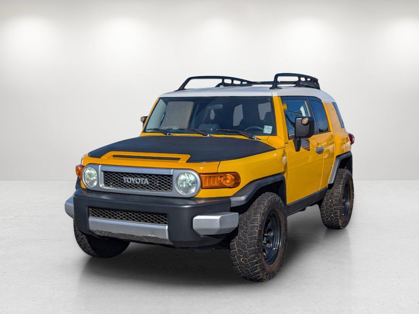 2008 Toyota FJ Cruiser (JTEBU11FX8K) with an Gas V6 4.0L/241 engine, 5-Speed Automatic w/OD transmission, located at 1430 Gateway Drive, Opelika, AL, 36801, (334) 239-0944, 32.637871, -85.409790 - 2008 Toyota FJ Cruiser - Photo#0