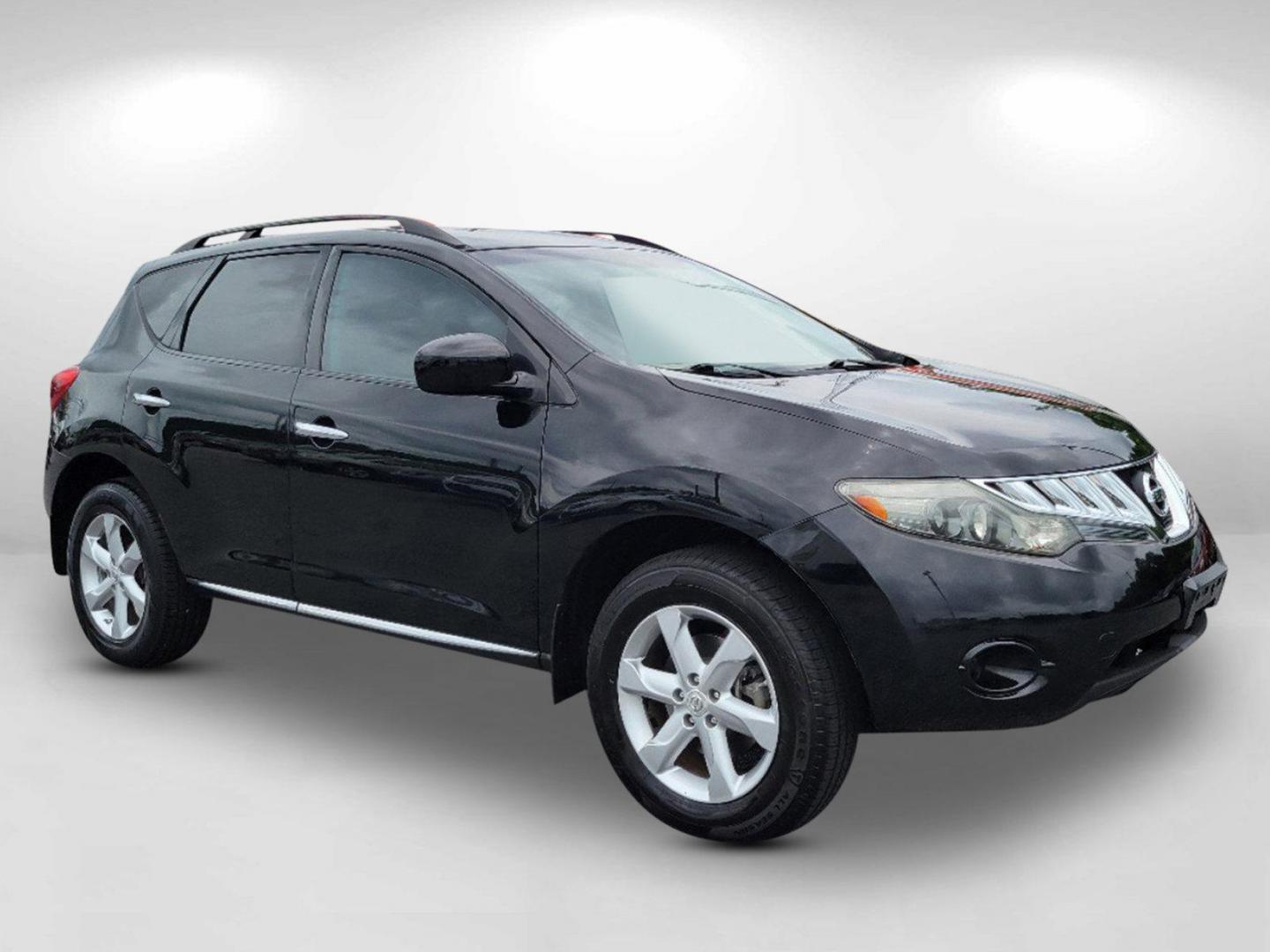 2009 Super Black /Beige Nissan Murano S (JN8AZ18U19W) with an Gas V6 3.5L/ engine, 1-Speed Automatic (CVT) Continuously Variable transmission, located at 7000 Northlake Connector, Columbus, GA, 31904, (706) 987-8085, 32.524975, -84.978134 - 2009 Nissan Murano S - Photo#2