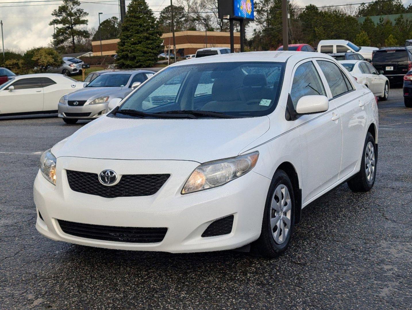 2009 Toyota Corolla LE (1NXBU40E09Z) with an Gas I4 1.8L/110 engine, 4-Speed Automatic w/OD transmission, located at 521 Old Farm Lane Rd, Prattville, AL, 36066, (334) 325-1505, 32.482460, -86.416367 - 2009 Toyota Corolla LE - Photo#0