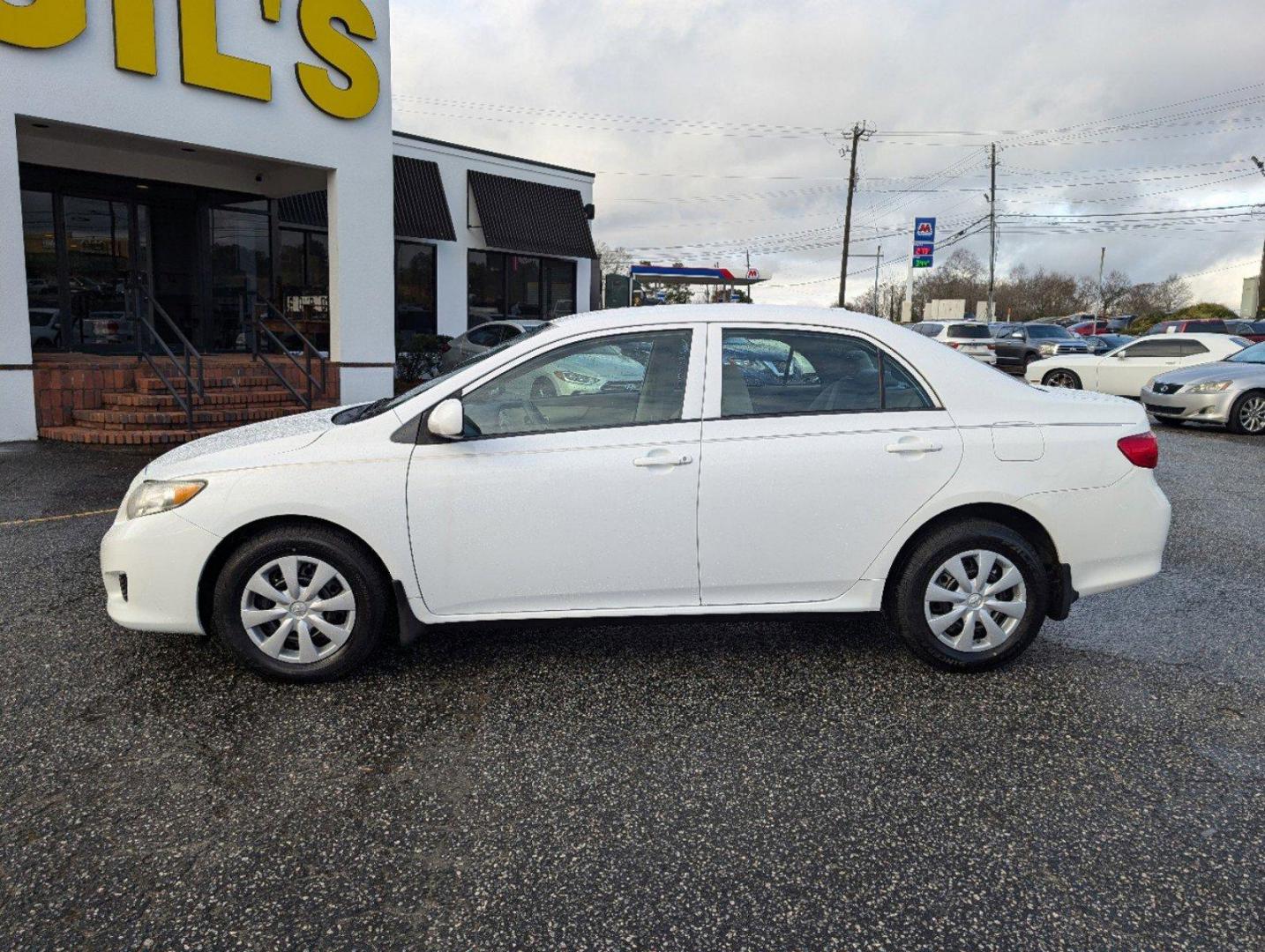 2009 Toyota Corolla LE (1NXBU40E09Z) with an Gas I4 1.8L/110 engine, 4-Speed Automatic w/OD transmission, located at 521 Old Farm Lane Rd, Prattville, AL, 36066, (334) 325-1505, 32.482460, -86.416367 - 2009 Toyota Corolla LE - Photo#7