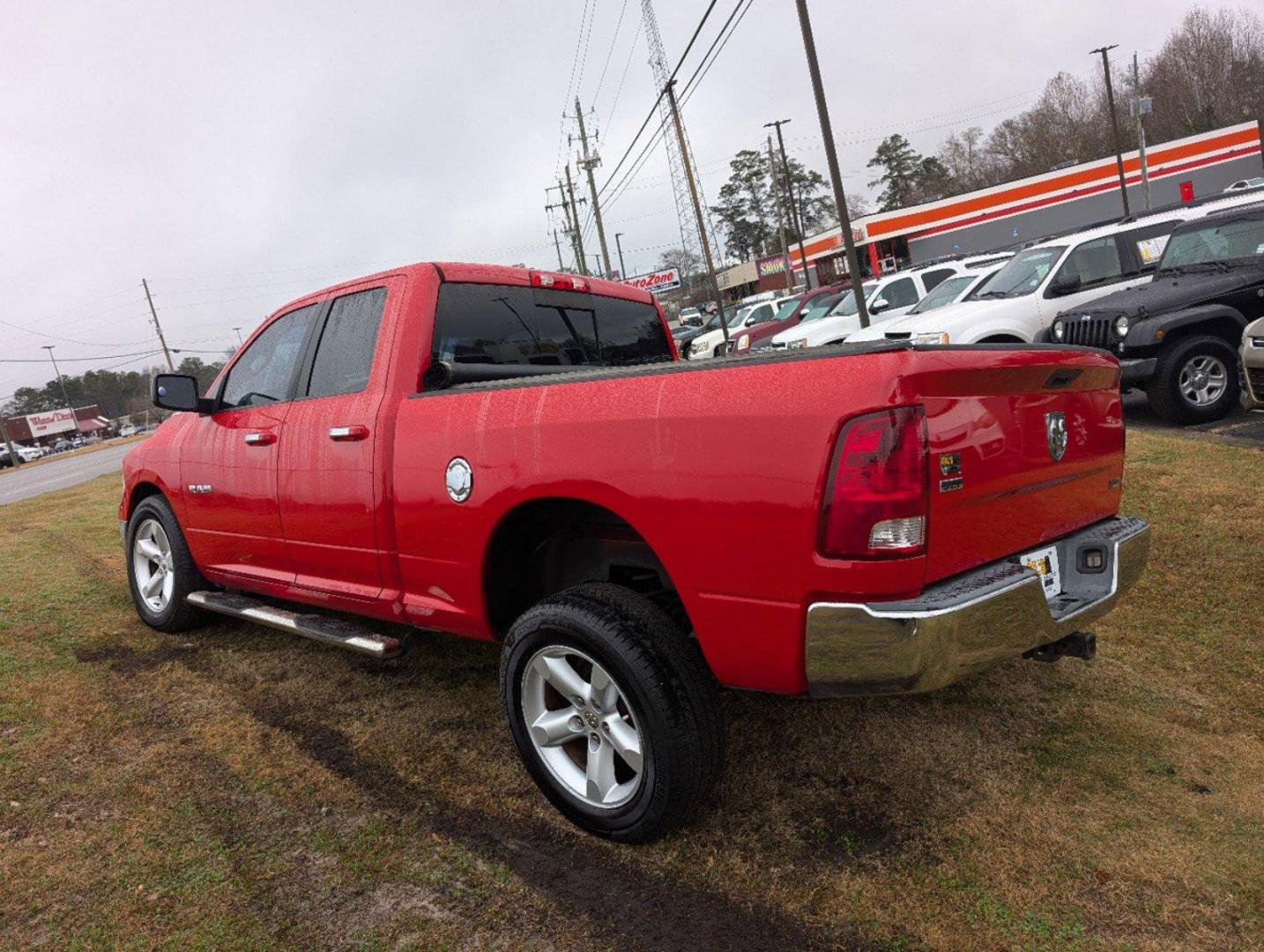 2010 /Dark slate gray Dodge Ram 1500 SLT (1D7RB1GP7AS) with an Gas/Ethanol V8 4.7L/287 engine, 5-Speed Automatic w/OD transmission, located at 3959 U.S. 80 W, Phenix City, AL, 36870, (334) 297-4885, 32.469296, -85.135185 - 2010 Dodge Ram 1500 SLT - Photo#6