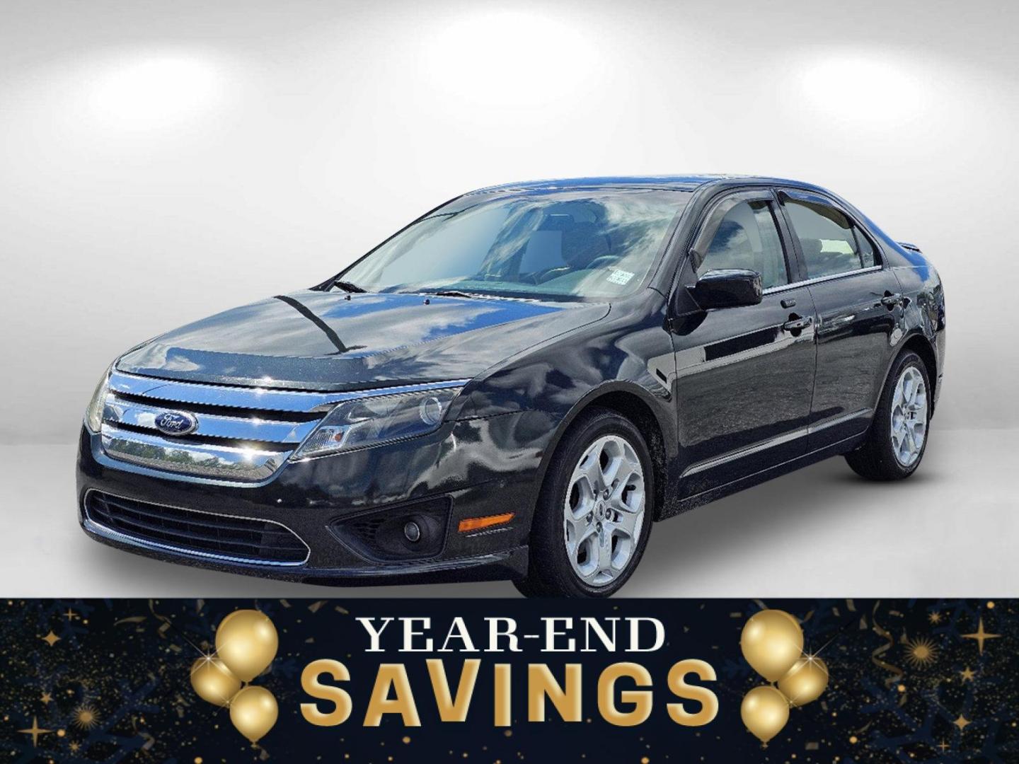 2010 Sterling Gray Metallic /Medium Light Stone Ford Fusion SE (3FAHP0HA4AR) with an Gas I4 2.5L/152 engine, located at 1430 Gateway Drive, Opelika, AL, 36801, (334) 239-0944, 32.637871, -85.409790 - 2010 Ford Fusion SE - Photo#0