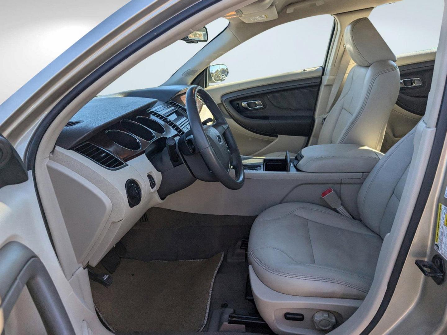 2010 Ford Taurus SEL (1FAHP2EW1AG) with an Gas V6 3.5L/213 engine, 6-Speed SelectShift Automatic w/OD transmission, located at 3959 U.S. 80 W, Phenix City, AL, 36870, (334) 297-4885, 32.469296, -85.135185 - 2010 Ford Taurus SEL - Photo#11