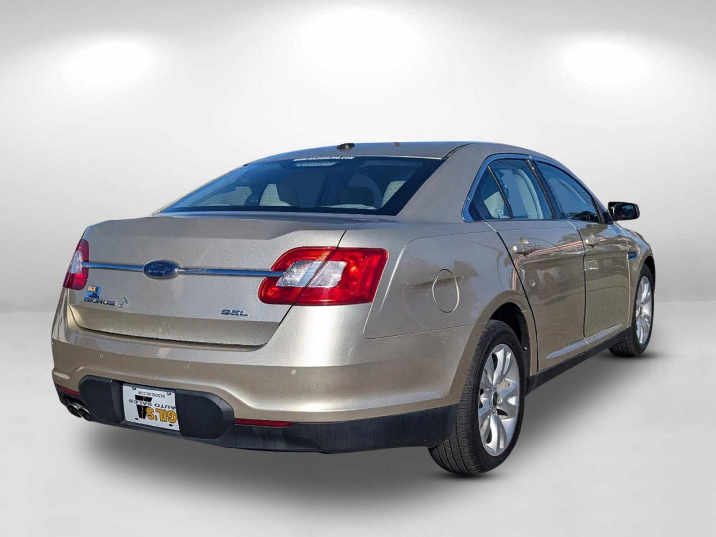 2010 Ford Taurus SEL (1FAHP2EW1AG) with an Gas V6 3.5L/213 engine, 6-Speed SelectShift Automatic w/OD transmission, located at 3959 U.S. 80 W, Phenix City, AL, 36870, (334) 297-4885, 32.469296, -85.135185 - 2010 Ford Taurus SEL - Photo#7