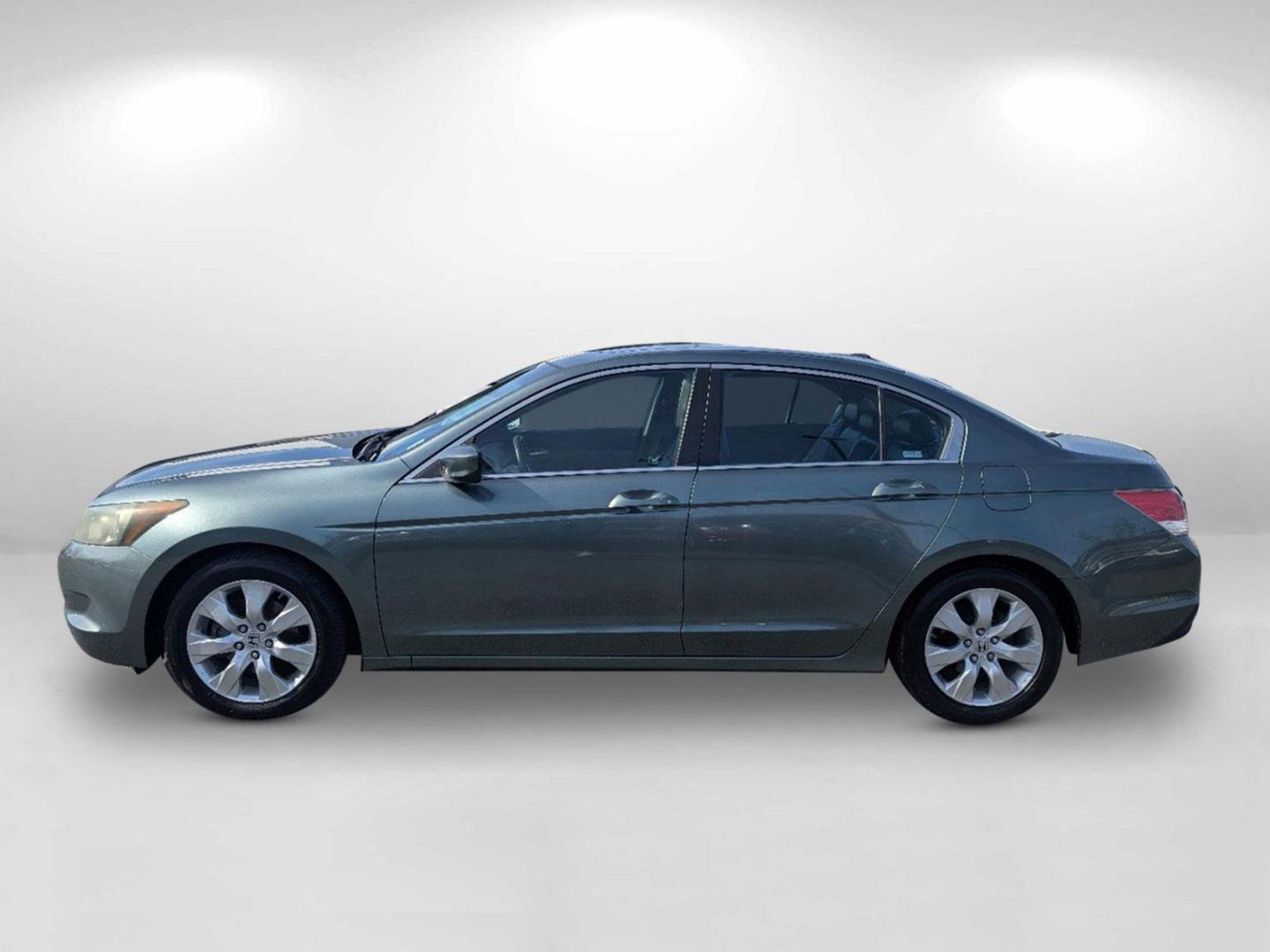 2010 Honda Accord Sdn EX-L (1HGCP2F83AA) with an Gas I4 2.4L/144 engine, 5-Speed Automatic transmission, located at 7000 Northlake Connector, Columbus, GA, 31904, (706) 987-8085, 32.524975, -84.978134 - 2010 Honda Accord Sdn EX-L - Photo#7