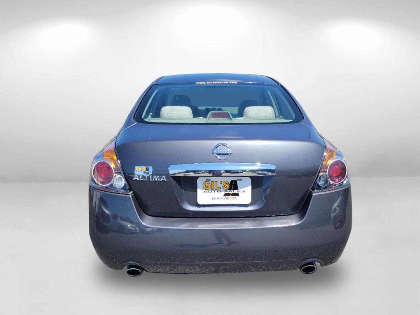 2010 Dark Slate Metallic /Frost Nissan Altima 2.5 (1N4AL2AP1AN) with an Gas I4 2.5L/ engine, 1-Speed Continuously Variable transmission, located at 7000 Northlake Connector, Columbus, GA, 31904, (706) 987-8085, 32.524975, -84.978134 - 2010 Nissan Altima 2.5 - Photo#5