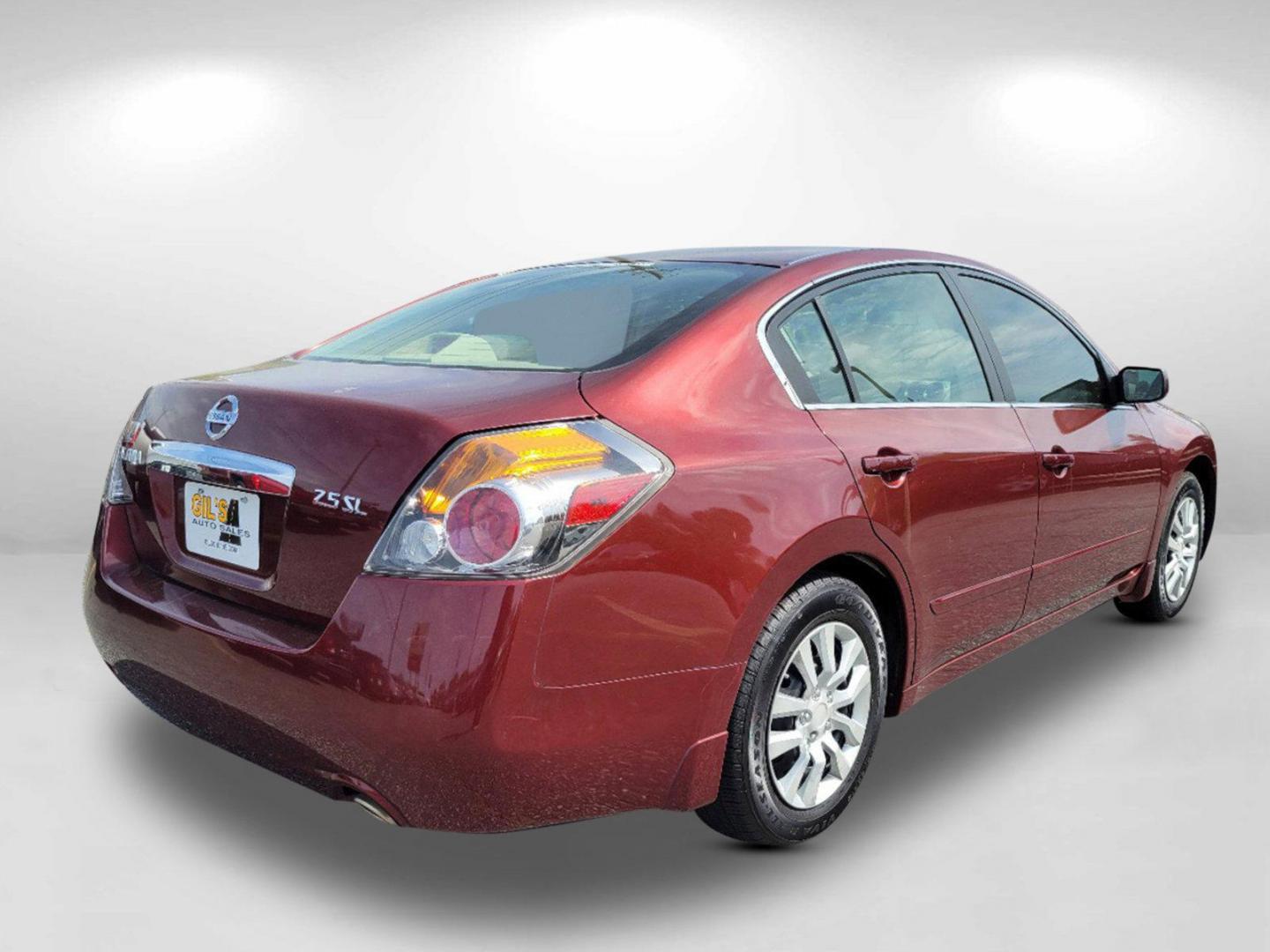 2010 Tuscan Sun /Blonde Nissan Altima 2.5 S (1N4AL2APXAN) with an Gas I4 2.5L/ engine, 1-Speed Continuously Variable transmission, located at 804 22nd Ave, Phenix City, AL, 36870, (334) 297-1860, 32.484749, -85.024475 - 2010 Nissan Altima 2.5 S - Photo#4