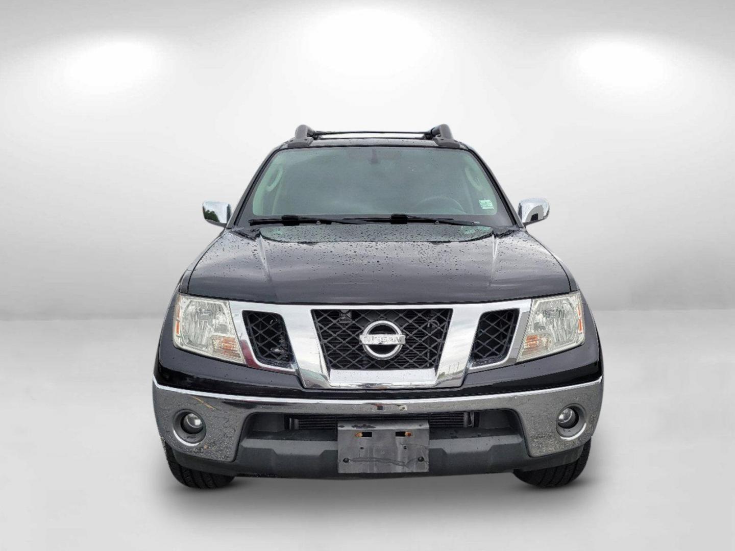 2010 Super Black /Graphite Nissan Frontier LE (1N6AD0ER7AC) with an Gas V6 4.0L/ engine, 5-Speed Automatic w/OD transmission, located at 3959 U.S. 80 W, Phenix City, AL, 36870, (334) 297-4885, 32.469296, -85.135185 - 2010 Nissan Frontier LE - Photo#1