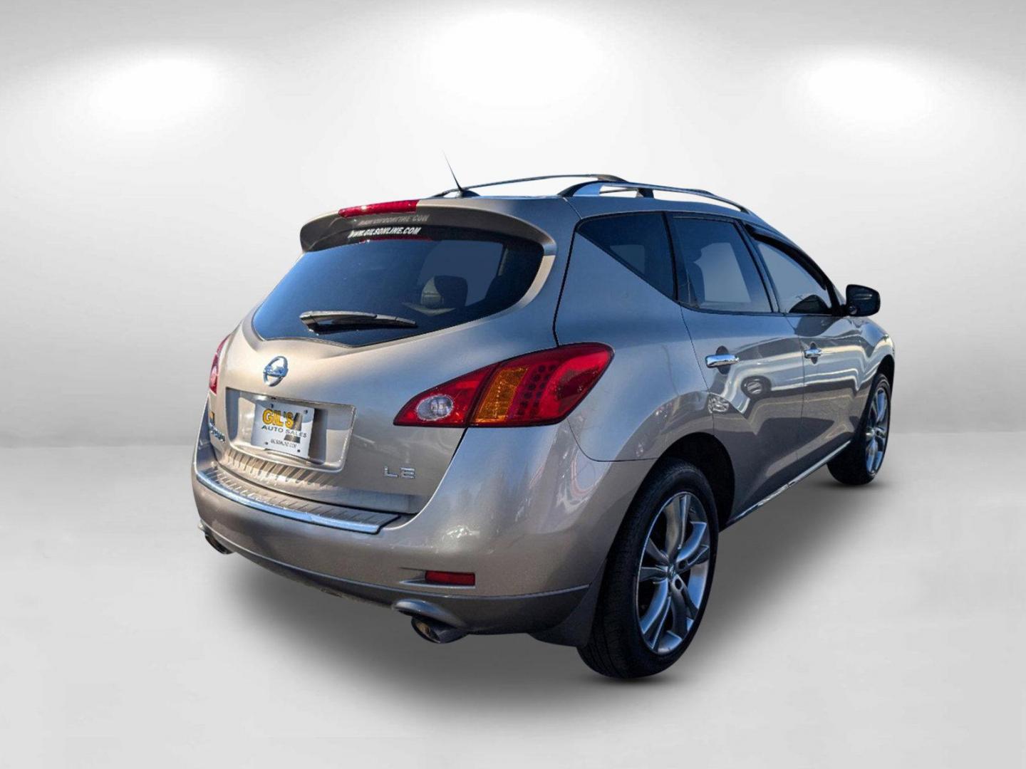 2010 /Beige Nissan Murano LE (JN8AZ1MU4AW) with an Gas V6 3.5L/ engine, 1-Speed Continuously Variable Automatic (CVT) transmission, located at 1430 Gateway Drive, Opelika, AL, 36801, (334) 239-0944, 32.637871, -85.409790 - 2010 Nissan Murano LE - Photo#4