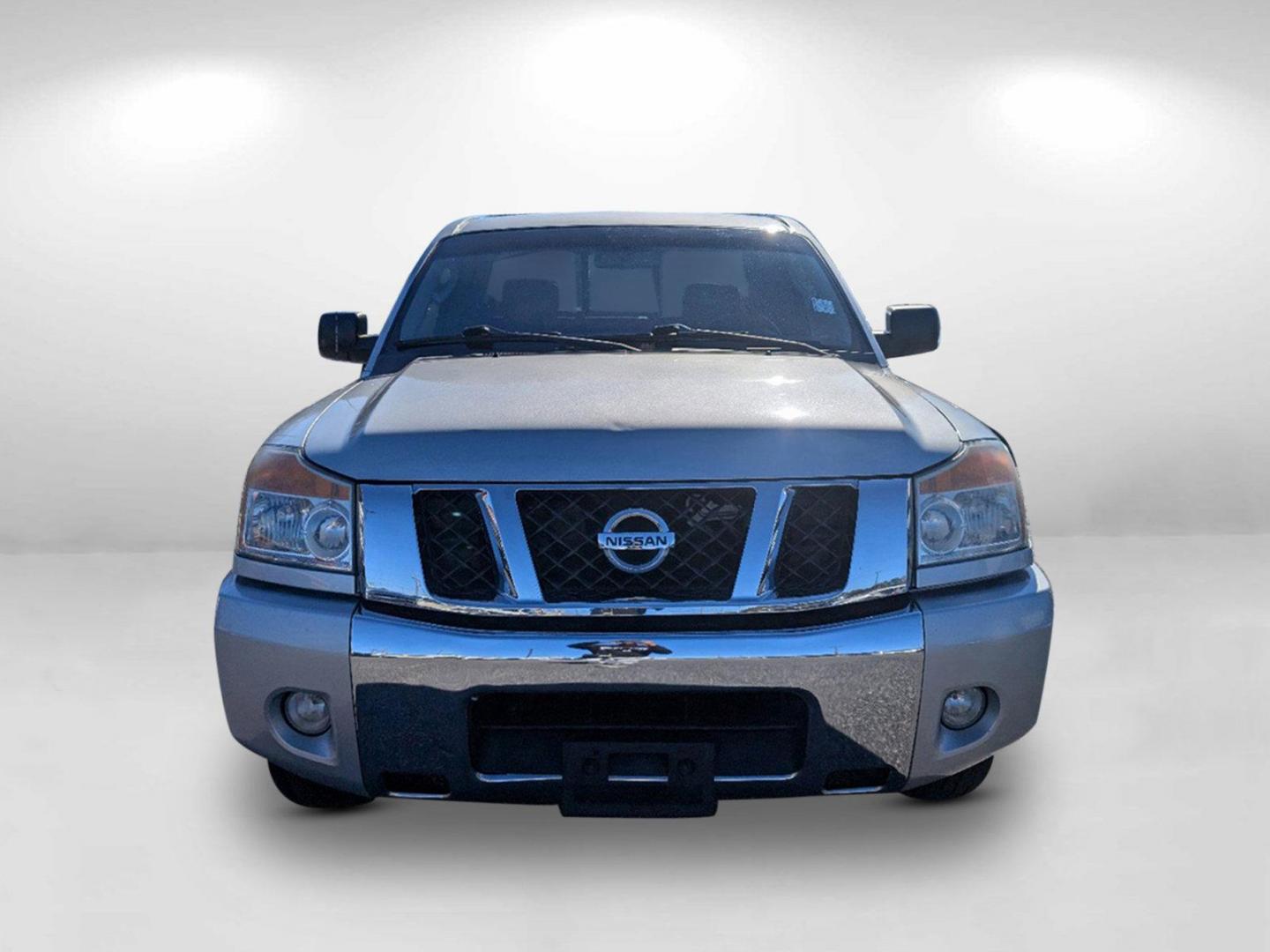 2010 /Charcoal Nissan Titan SE (1N6BA0CA0AN) with an Gas/Ethanol V8 5.6L/ engine, 5-Speed Automatic w/OD transmission, located at 1430 Gateway Drive, Opelika, AL, 36801, (334) 239-0944, 32.637871, -85.409790 - 2010 Nissan Titan SE - Photo#1