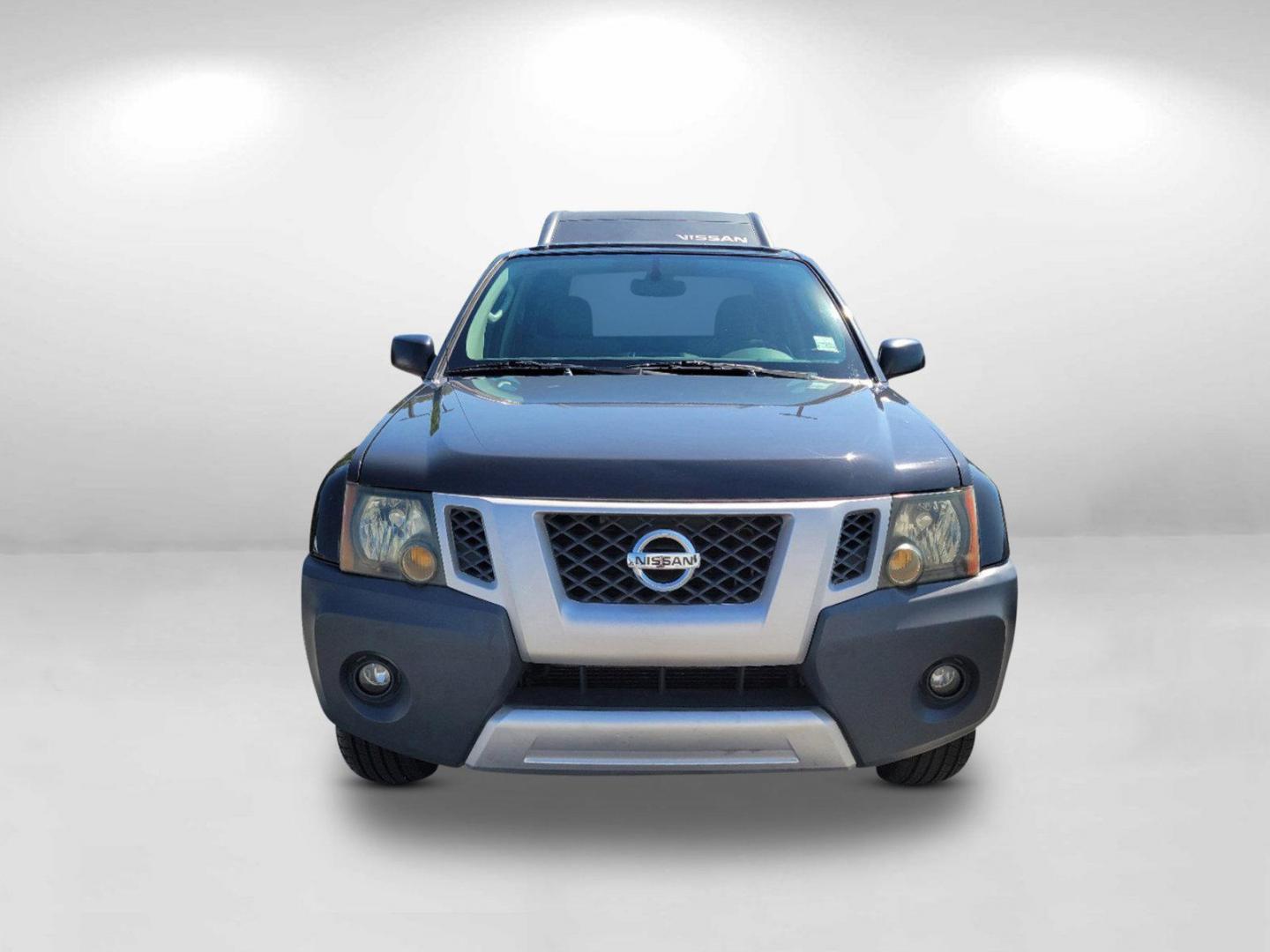 2010 Night Armor Pearl /Gray Nissan Xterra S (5N1AN0NU1AC) with an Gas V6 4.0L/ engine, 5-Speed Automatic w/OD transmission, located at 1430 Gateway Drive, Opelika, AL, 36801, (334) 239-0944, 32.637871, -85.409790 - 2010 Nissan Xterra S - Photo#1