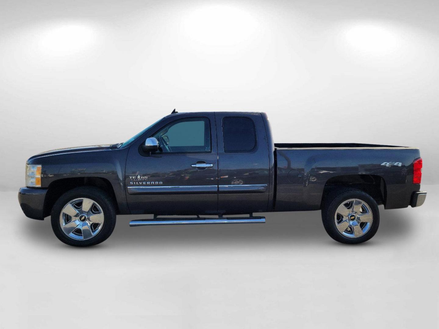 2011 Taupe Gray Metallic /Ebony Chevrolet Silverado 1500 LT (1GCRKSE30BZ) with an Gas/Ethanol V8 5.3L/323 engine, 6-Speed Automatic transmission, located at 5115 14th Ave., Columbus, GA, 31904, (706) 323-0345, 32.511494, -84.971046 - 2011 Chevrolet Silverado 1500 LT - Photo#7