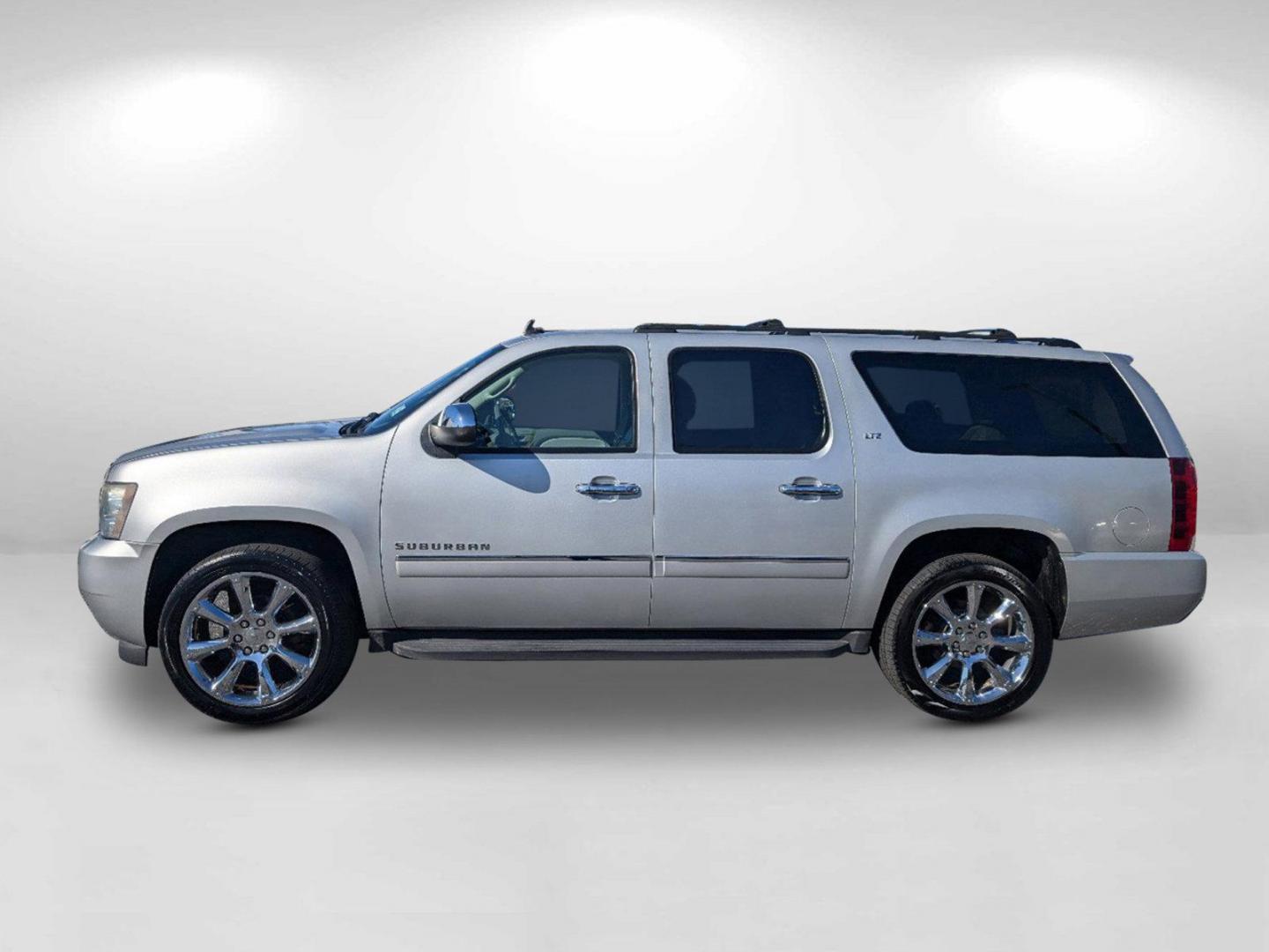 2011 /Light Titanium/Dark Titanium Chevrolet Suburban LTZ (1GNSKKE39BR) with an Gas/Ethanol V8 5.3L/323 engine, 6-Speed Automatic w/OD transmission, located at 3959 U.S. 80 W, Phenix City, AL, 36870, (334) 297-4885, 32.469296, -85.135185 - 2011 Chevrolet Suburban LTZ - Photo#11